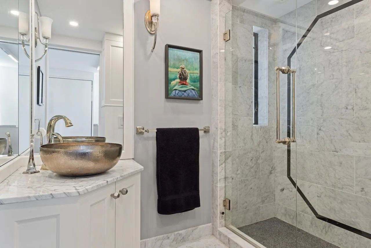 1601 1236 Bidwell Street