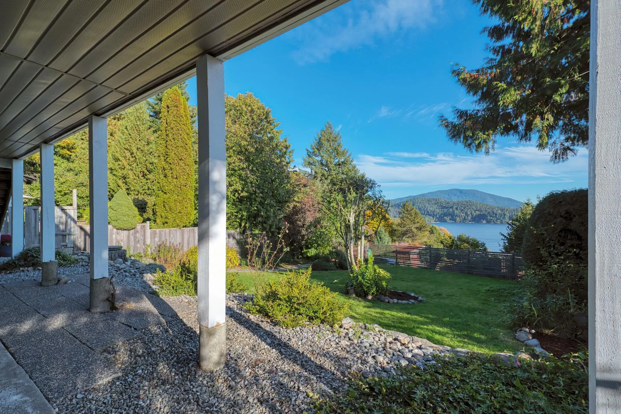 648 Gibsons Way