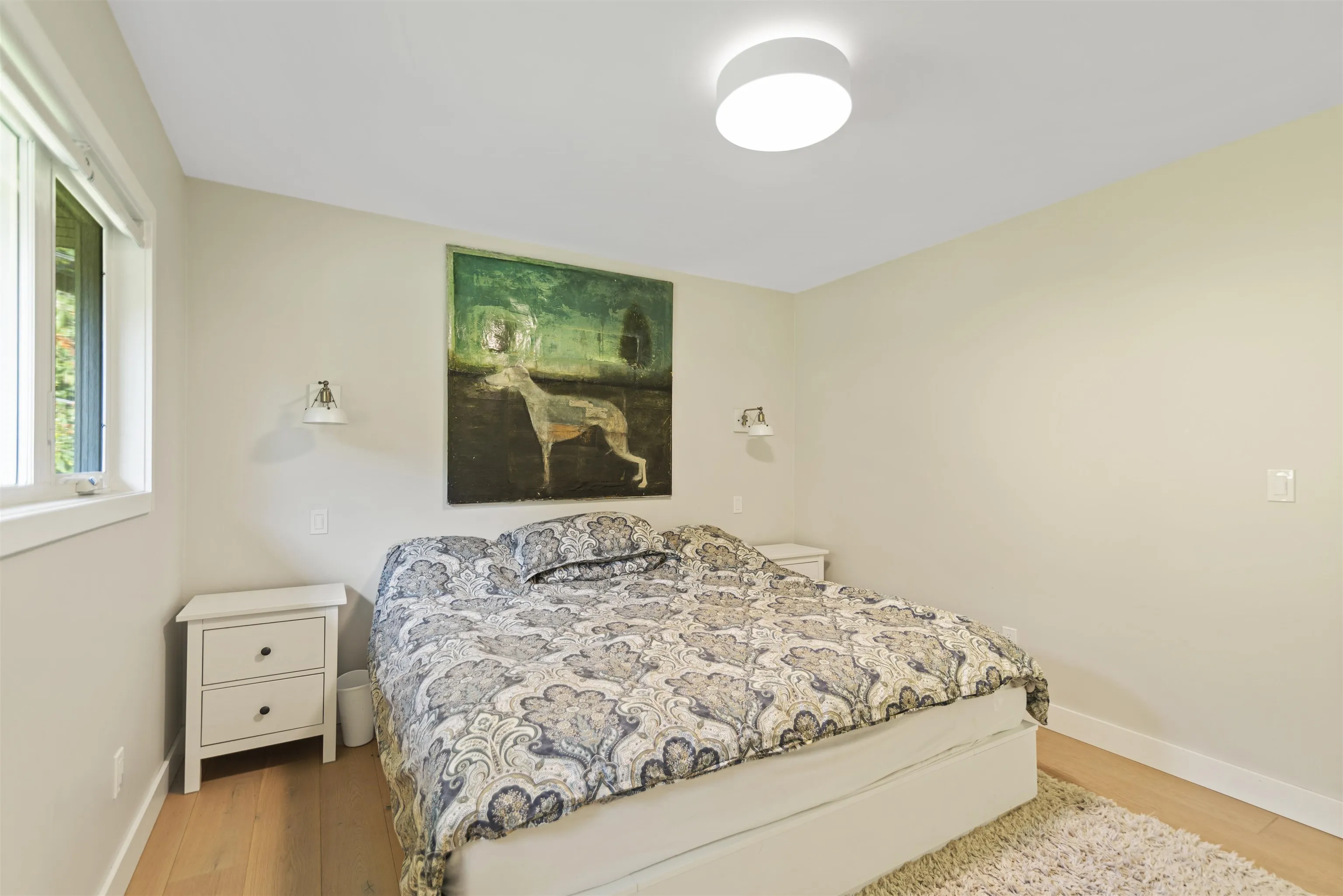 648 Gibsons Way