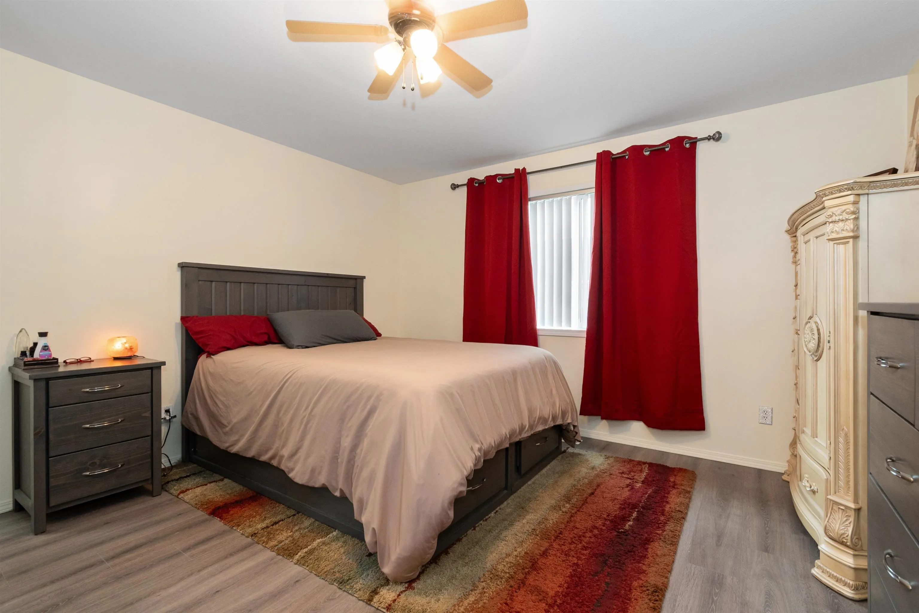 33 45918 Knight Road