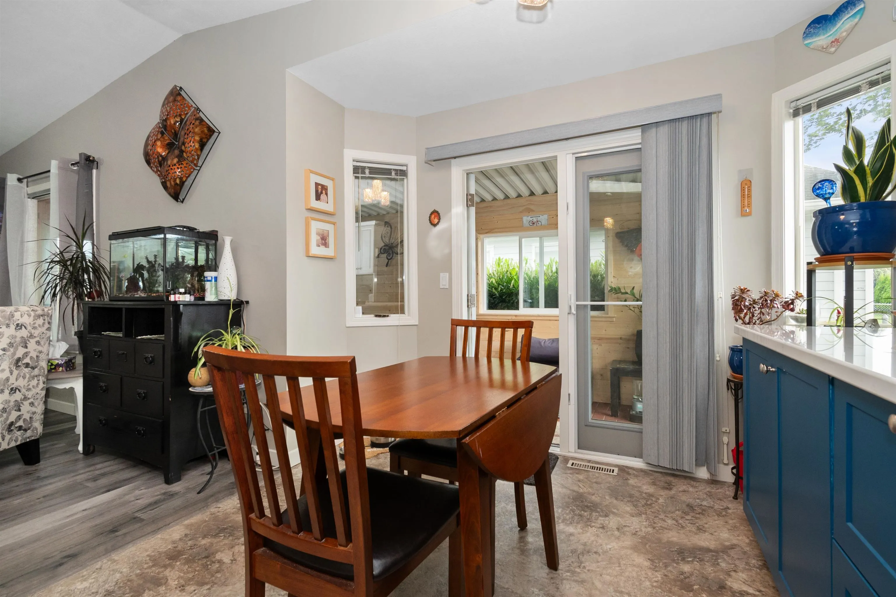 33 45918 Knight Road