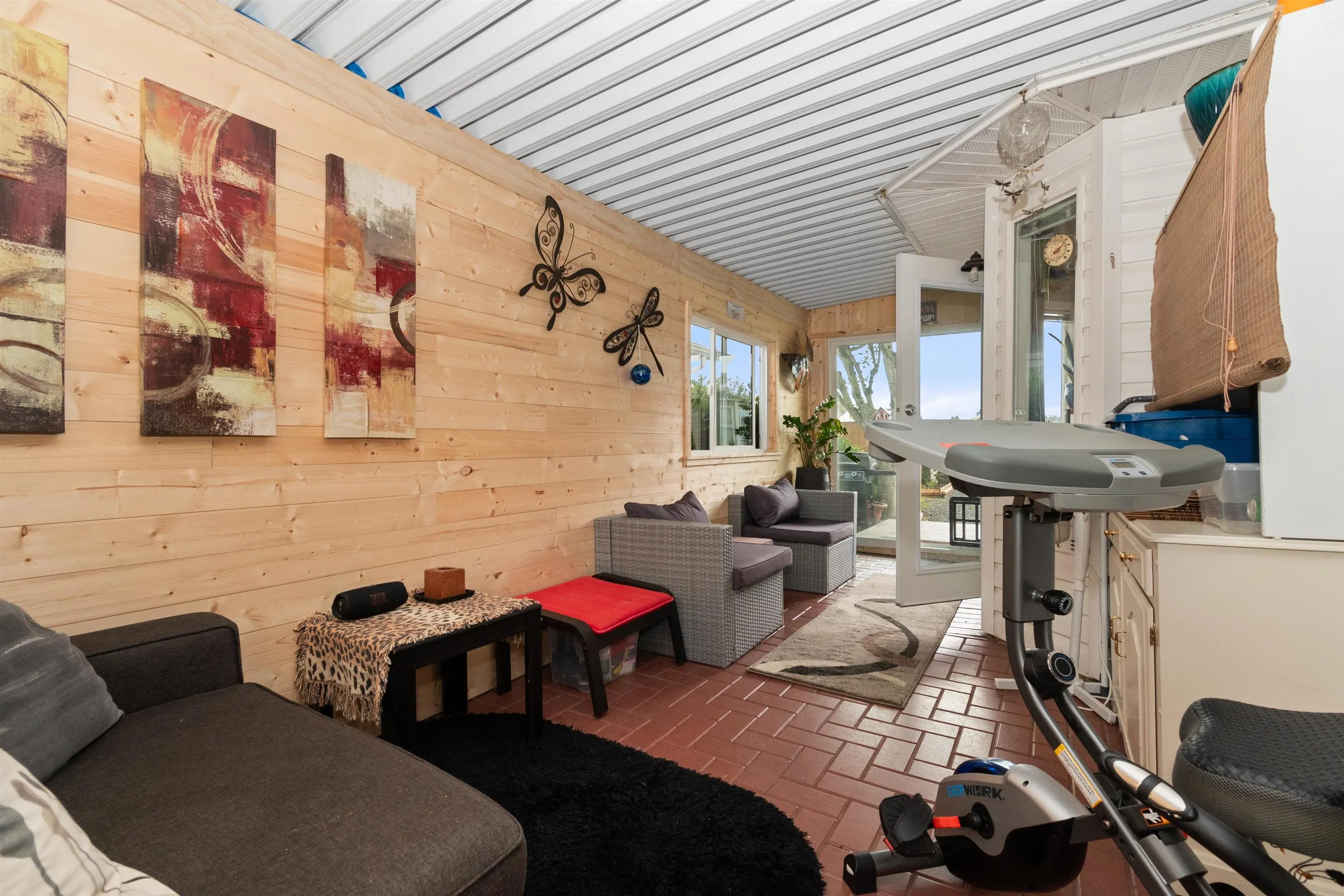 33 45918 Knight Road