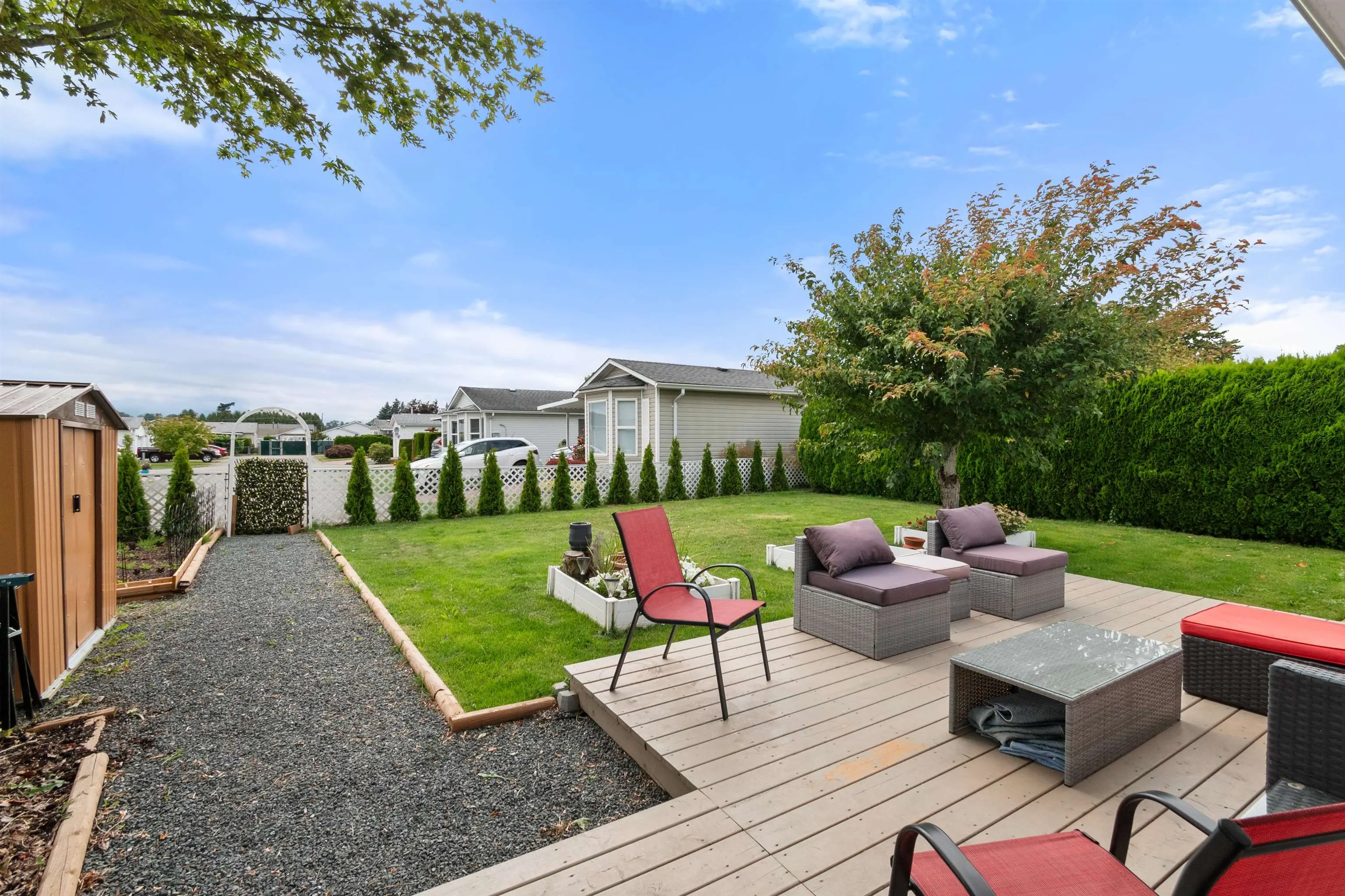 33 45918 Knight Road