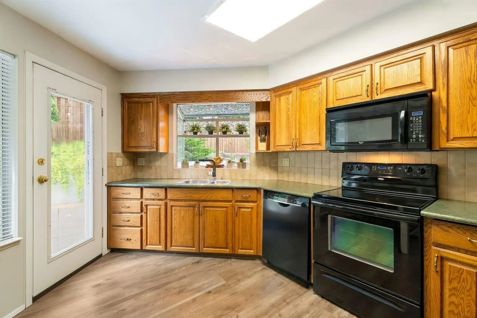 41 1190 Falcon Drive