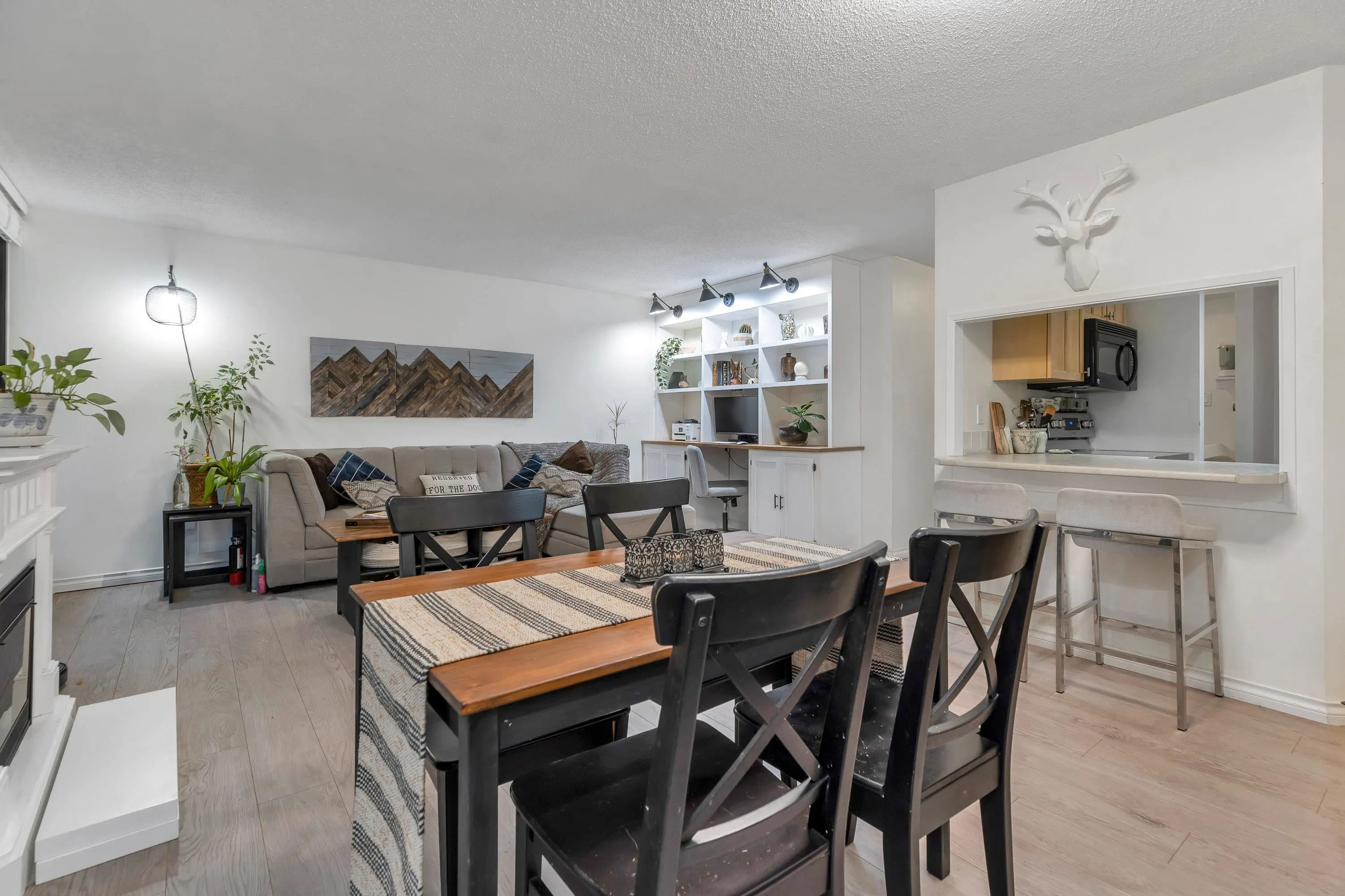 501 3771 Bartlett Court