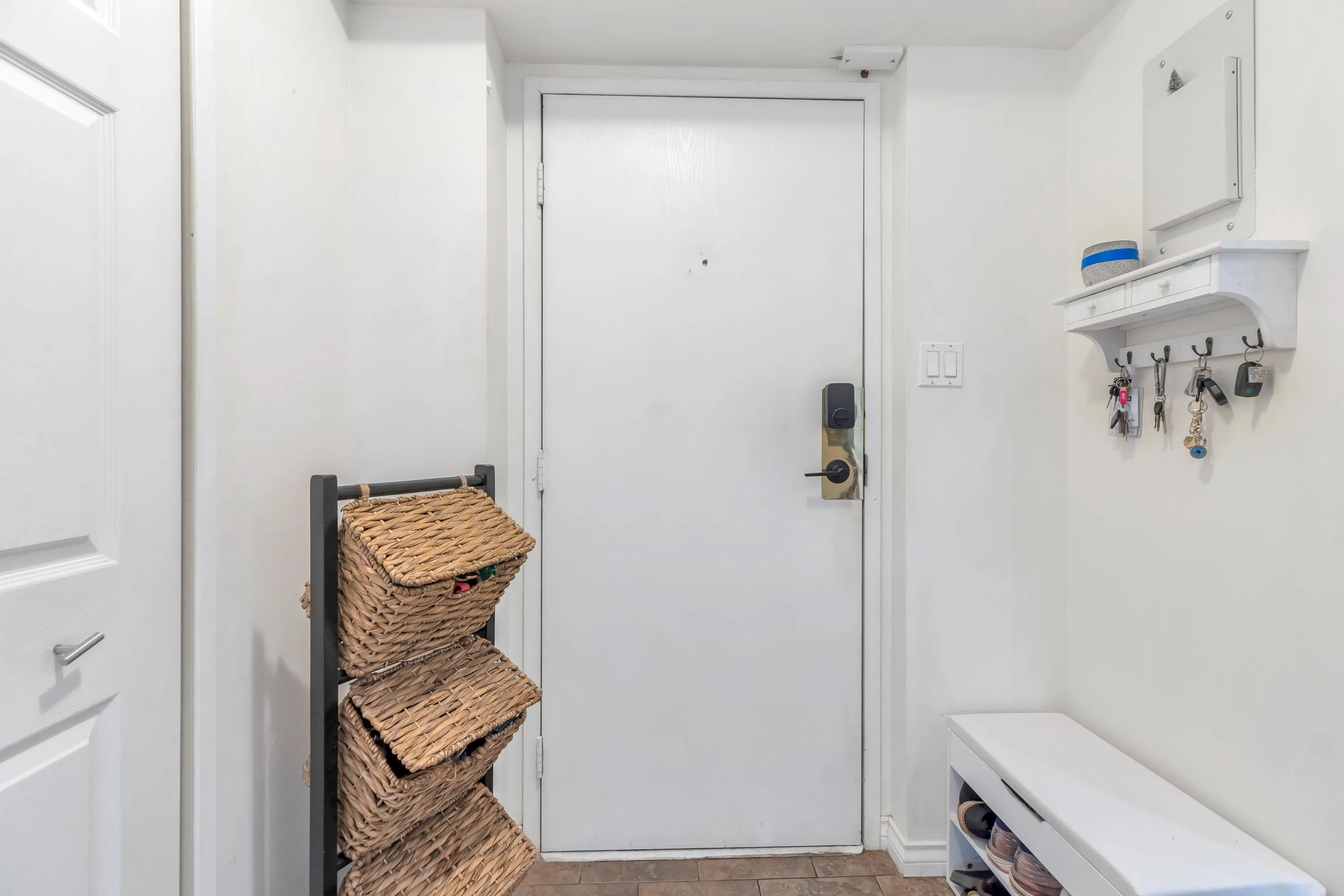 501 3771 Bartlett Court