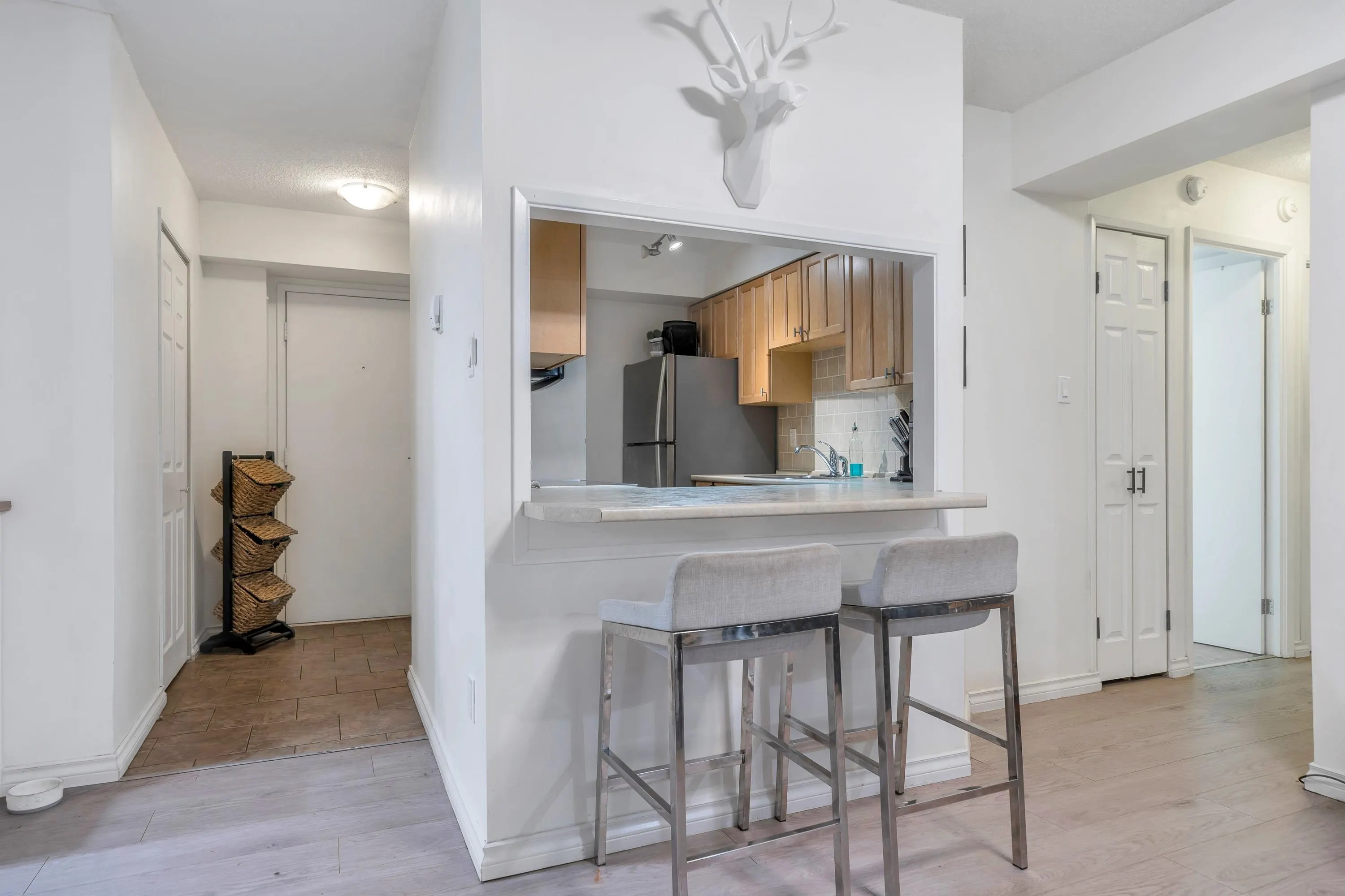 501 3771 Bartlett Court