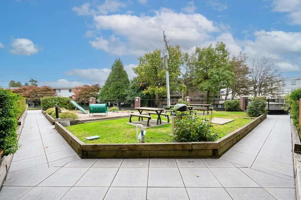 503 20696 Eastleigh Crescent