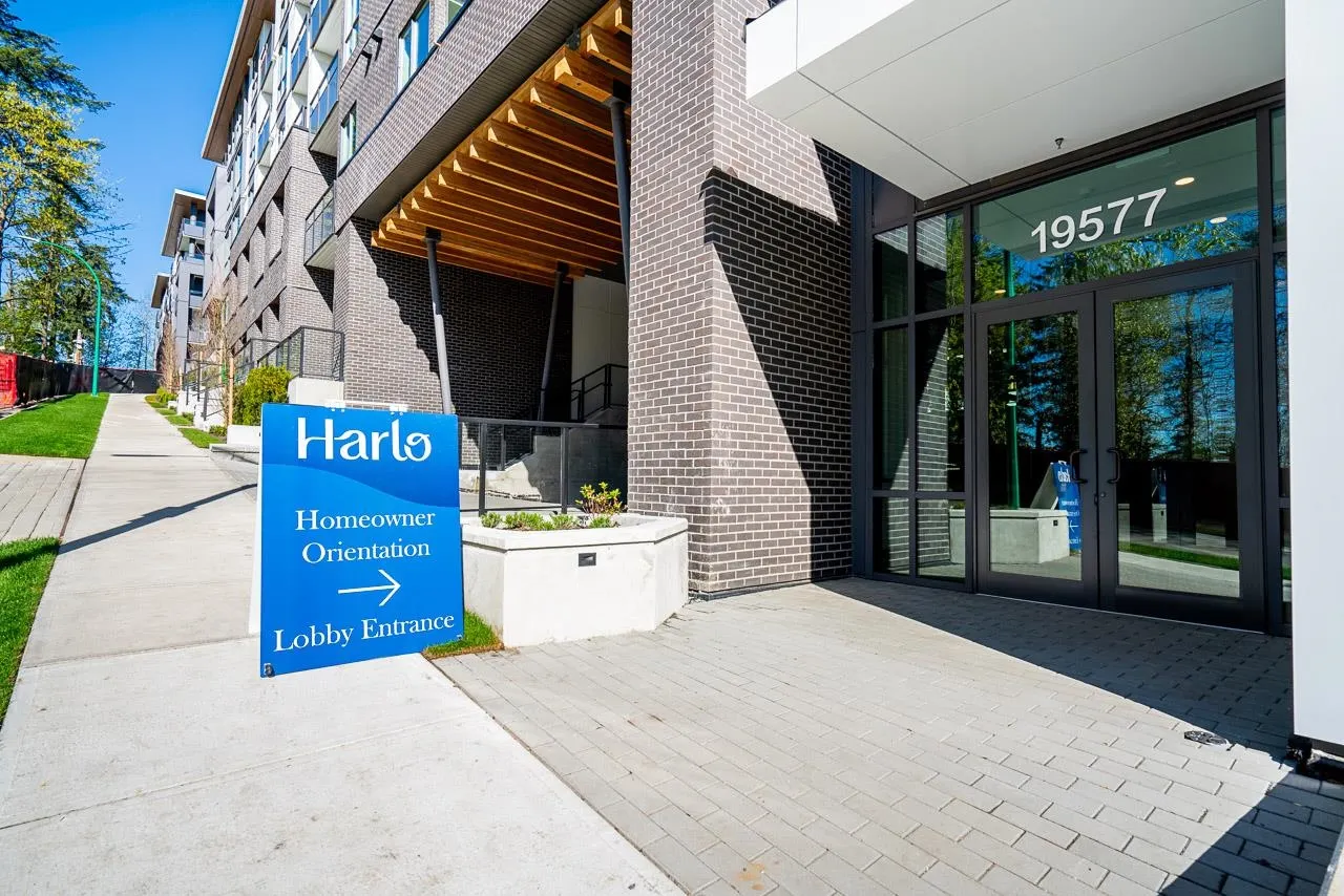 512 19577 65b Avenue