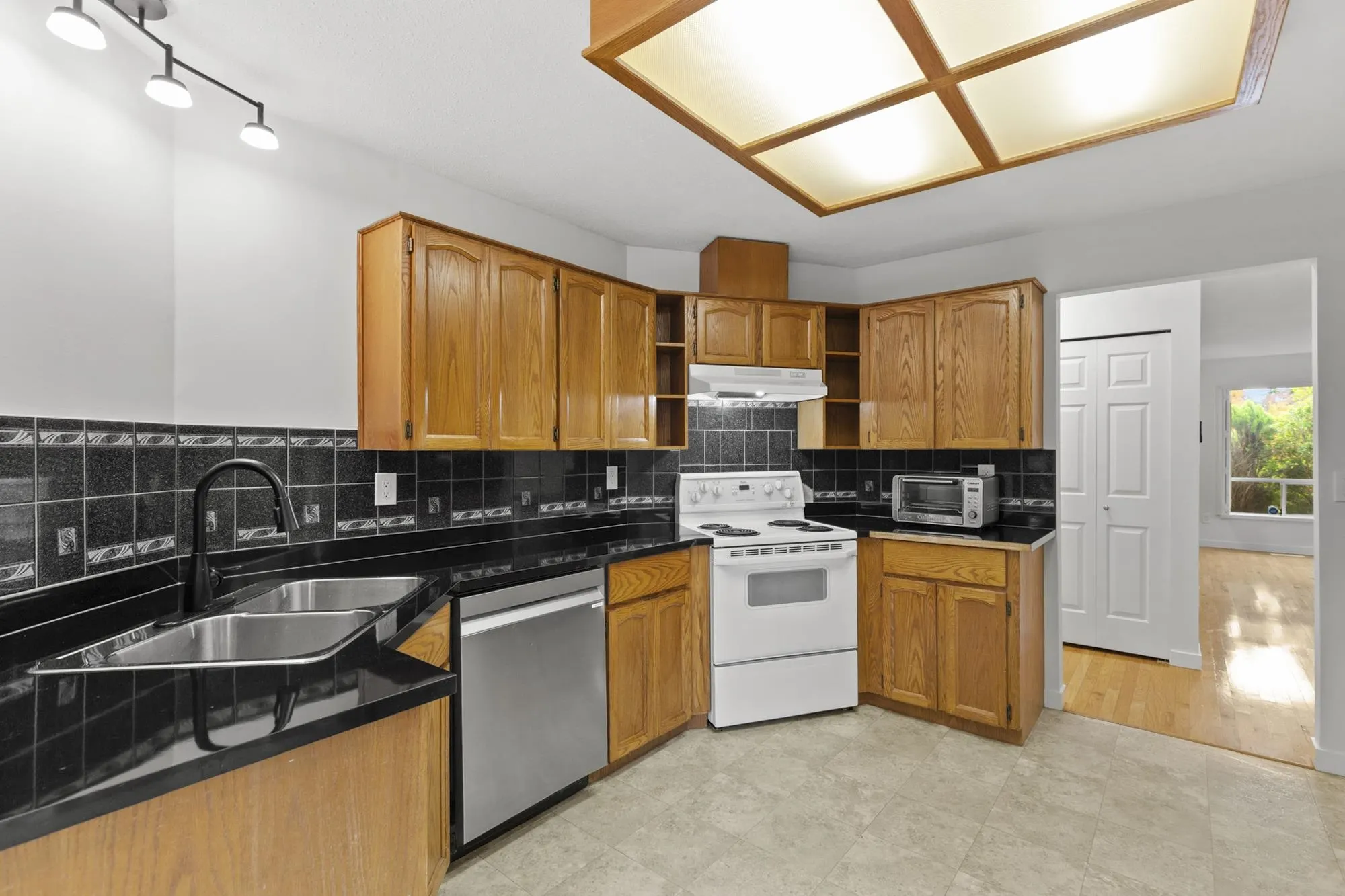 32925 Orchid Court