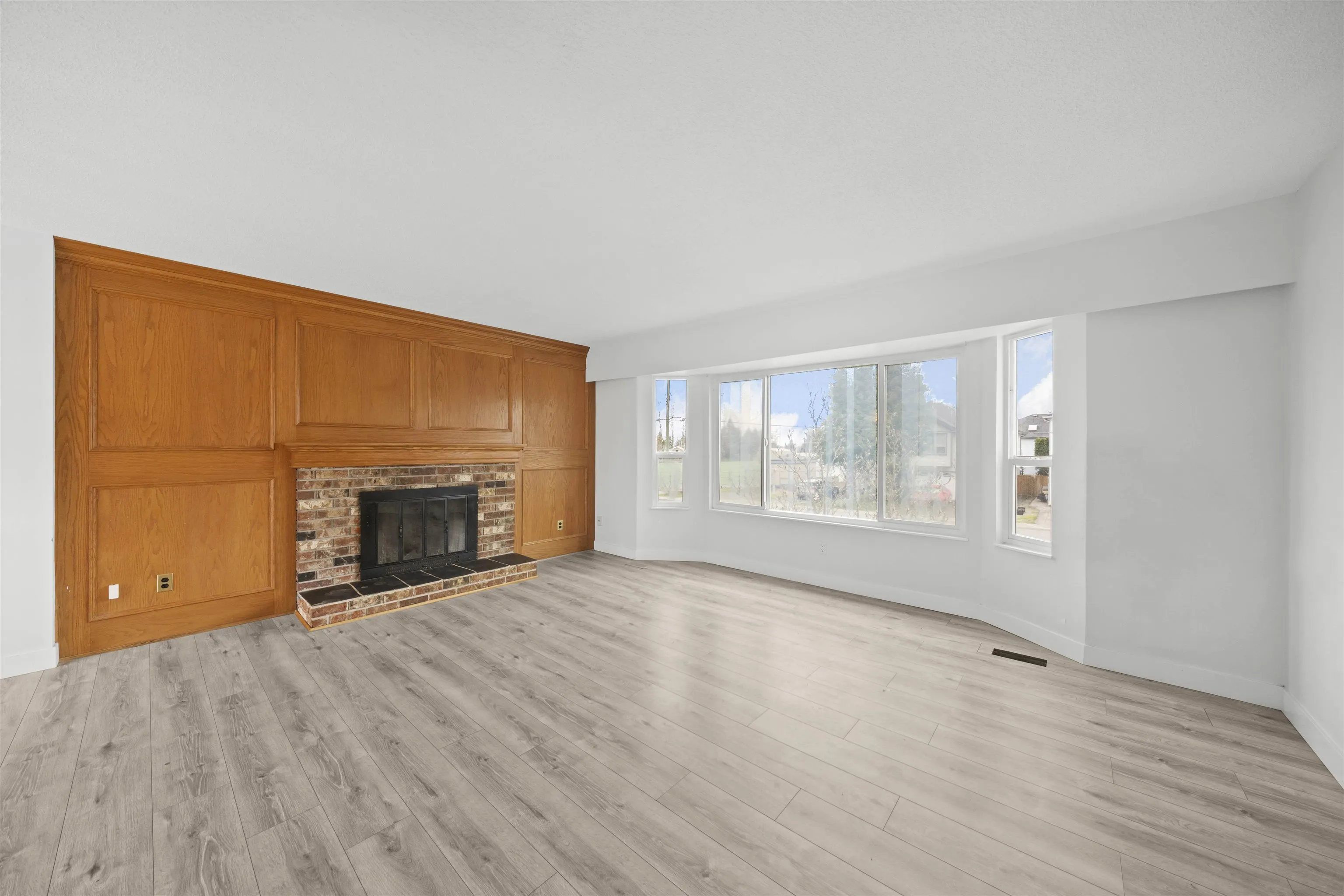 23095 117 Avenue