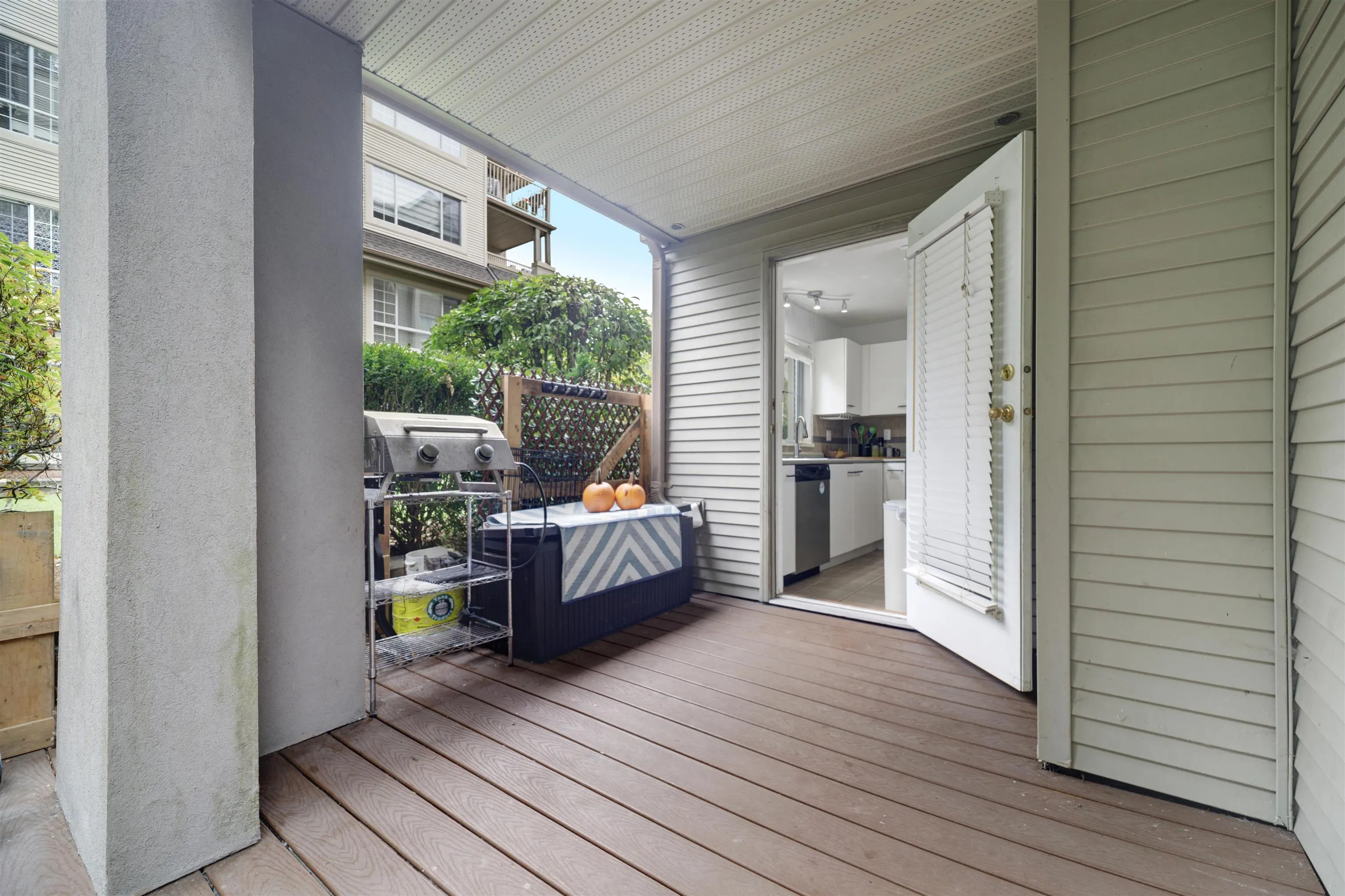 113 1242 Town Centre Boulevard