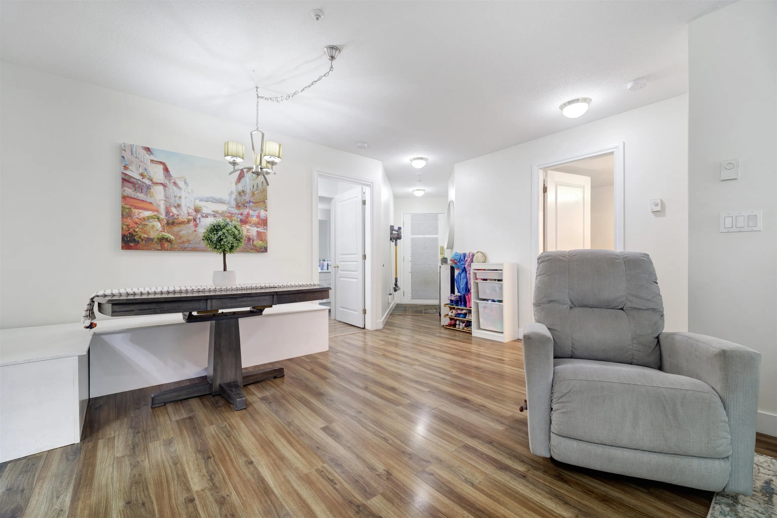 113 1242 Town Centre Boulevard