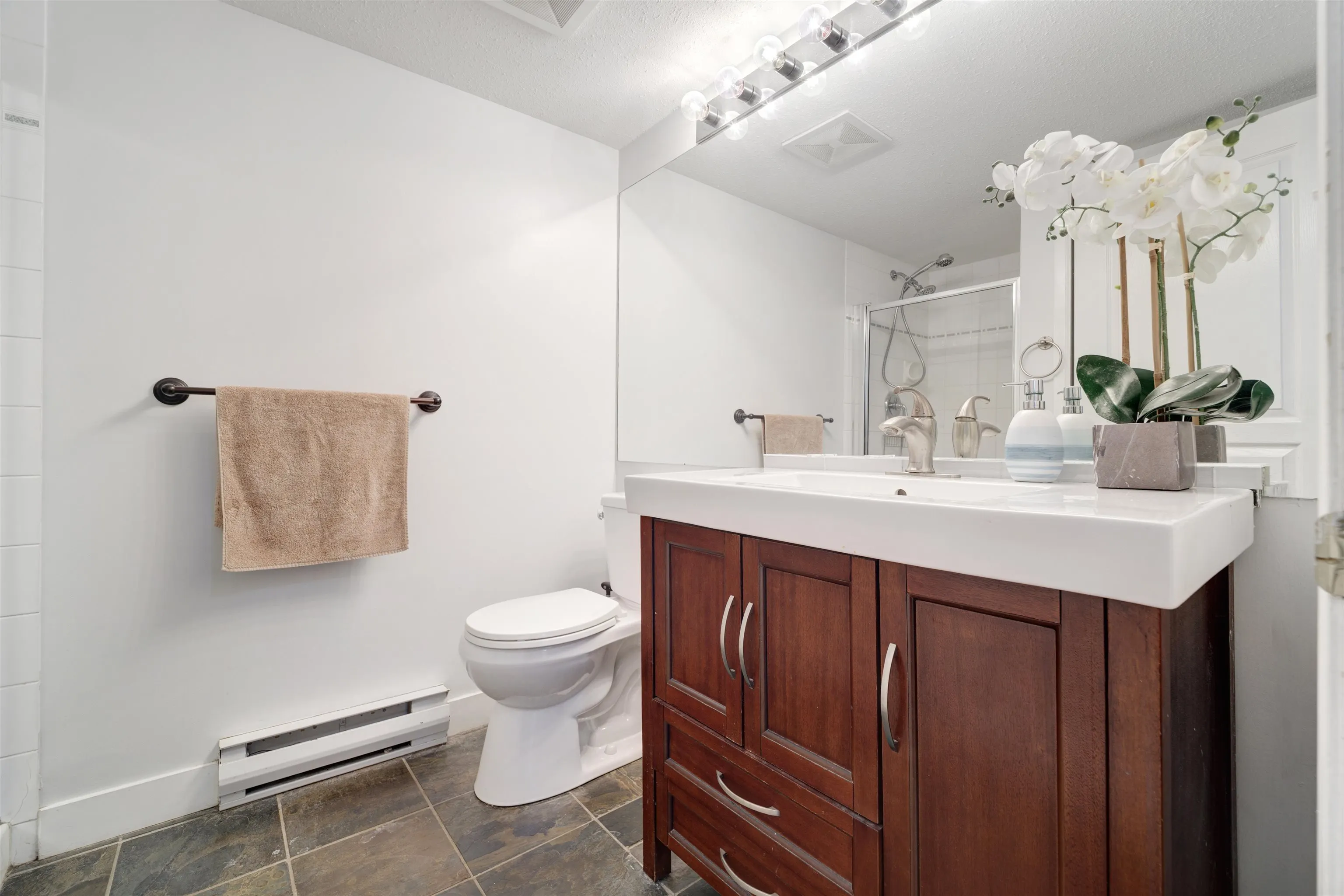 113 1242 Town Centre Boulevard