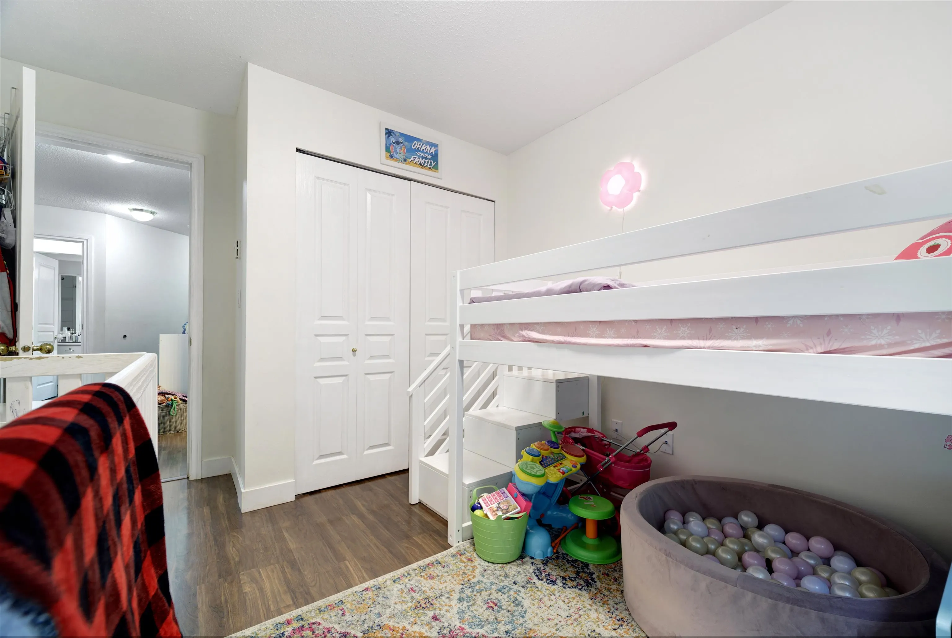 113 1242 Town Centre Boulevard