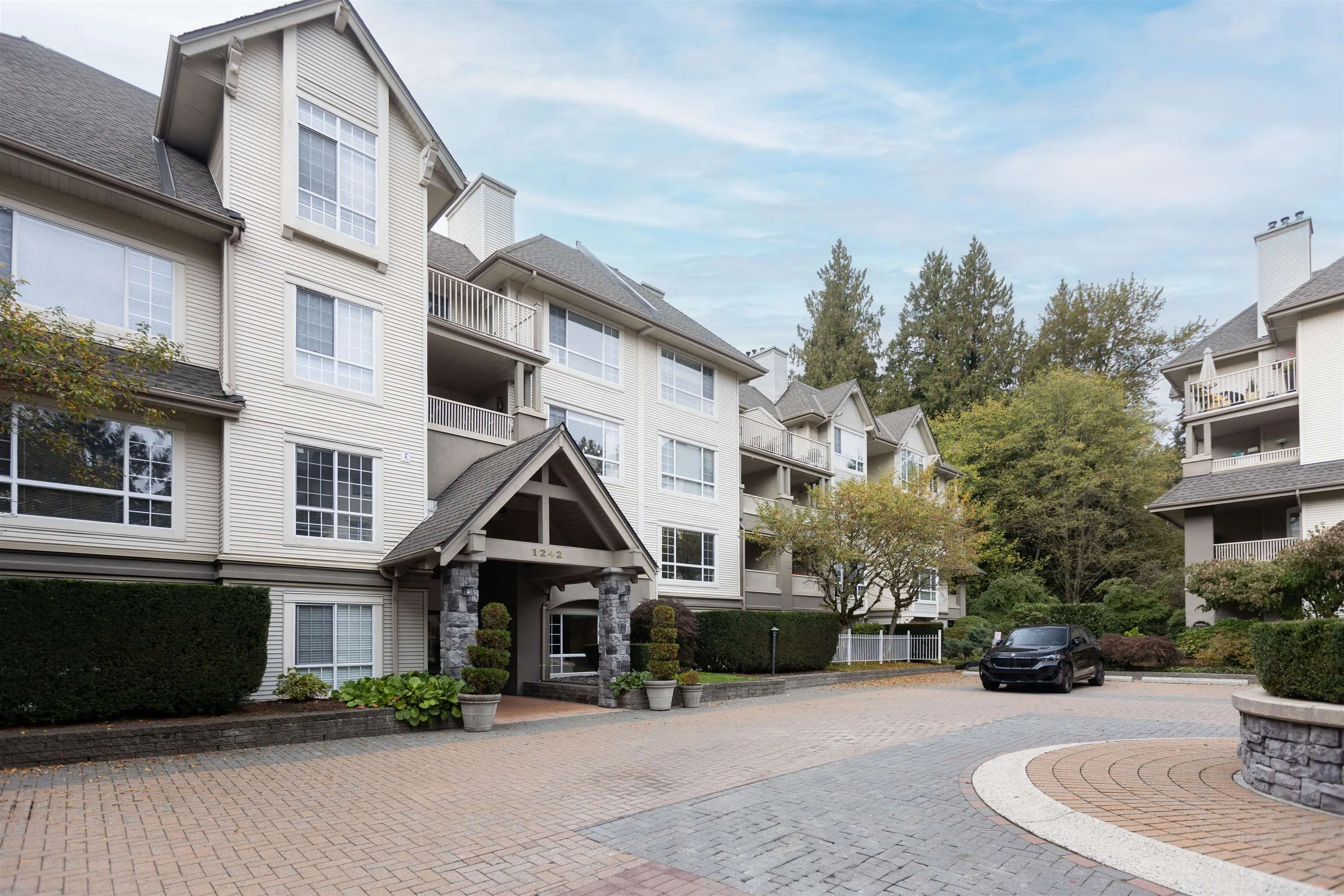 113 1242 Town Centre Boulevard