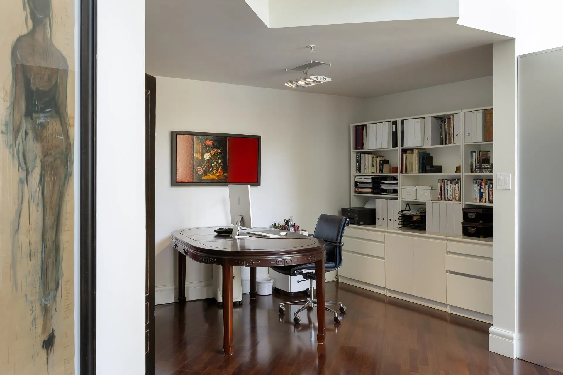 401 988 Richards Street