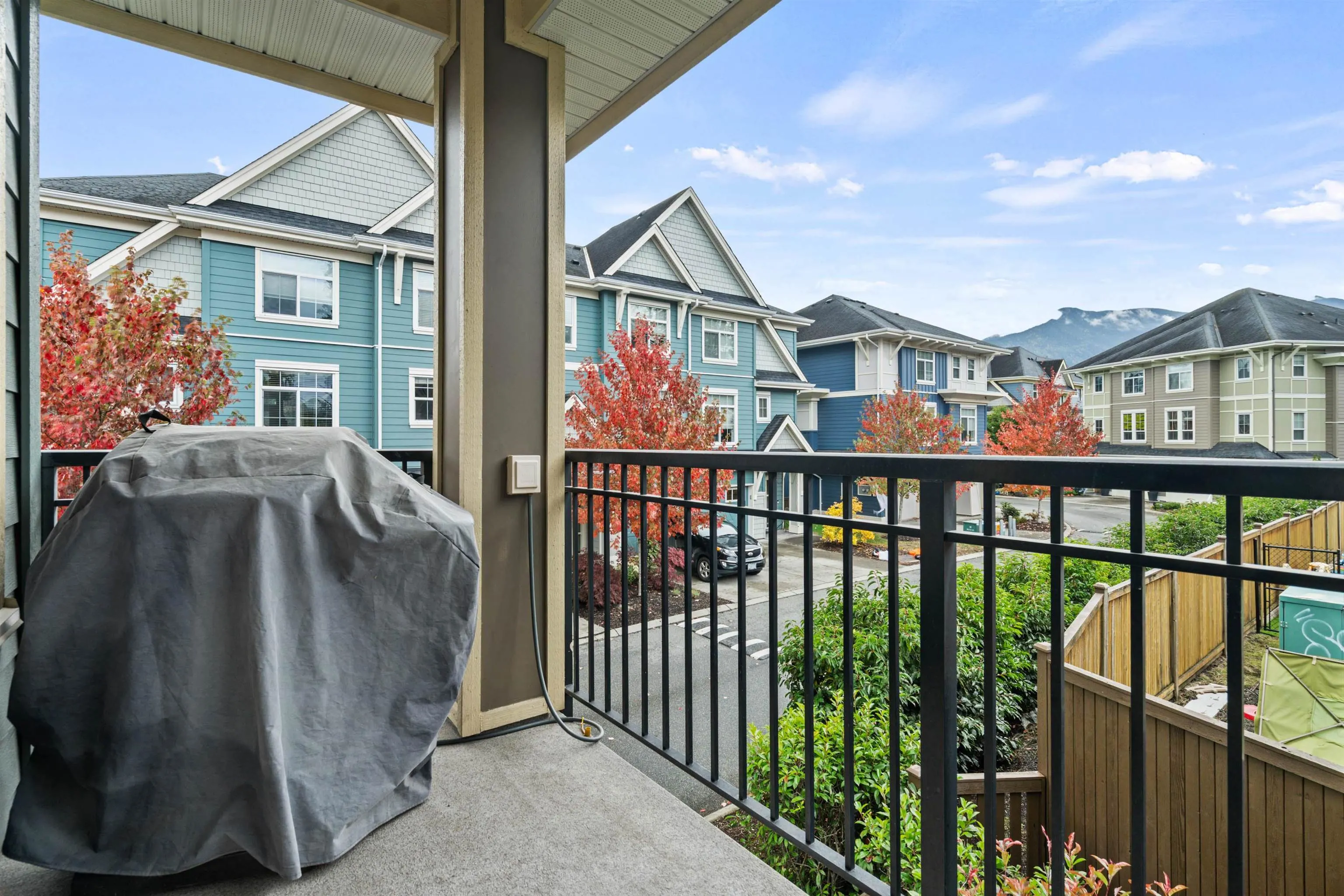 20 45290 Soowahlie Crescent