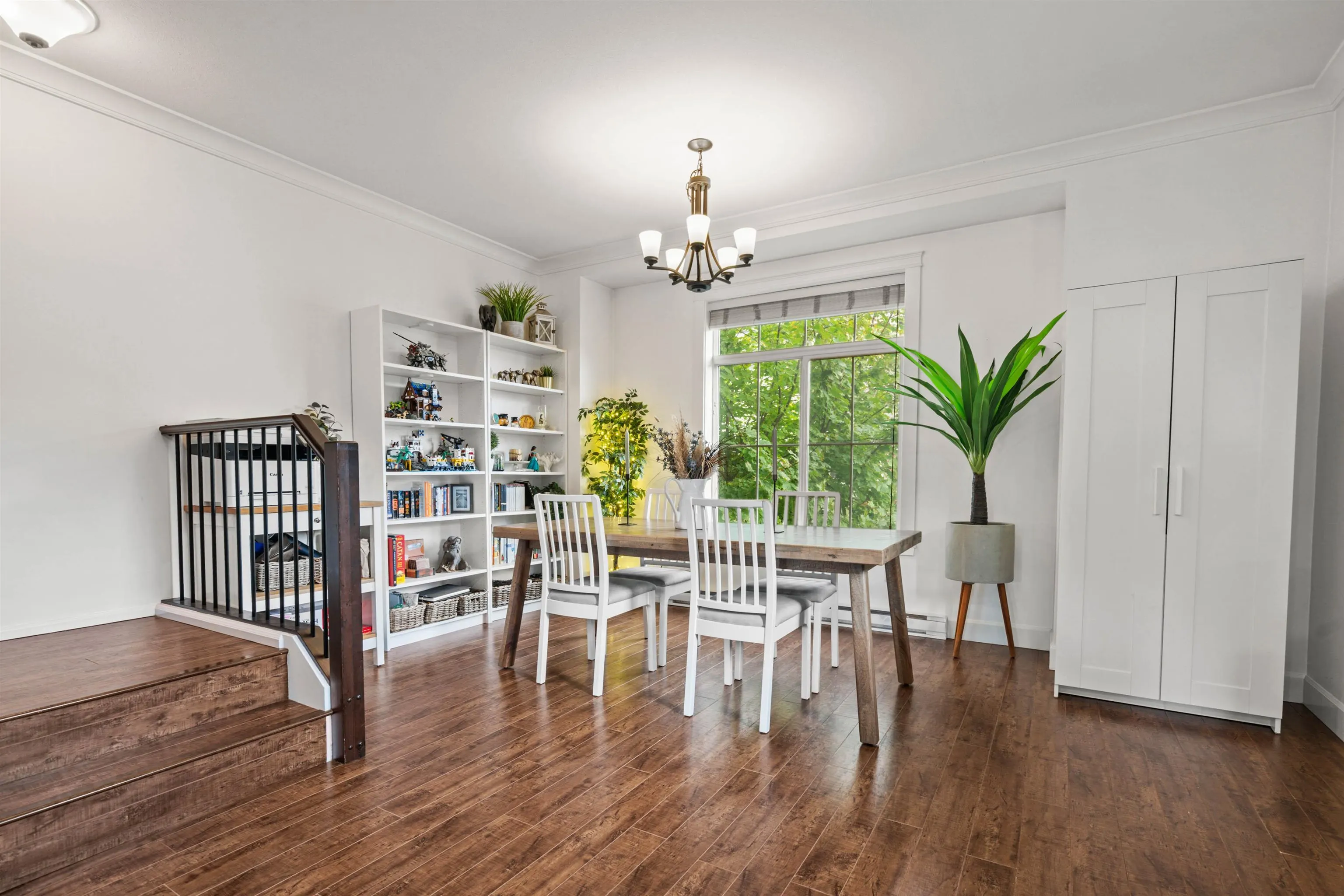 20 45290 Soowahlie Crescent