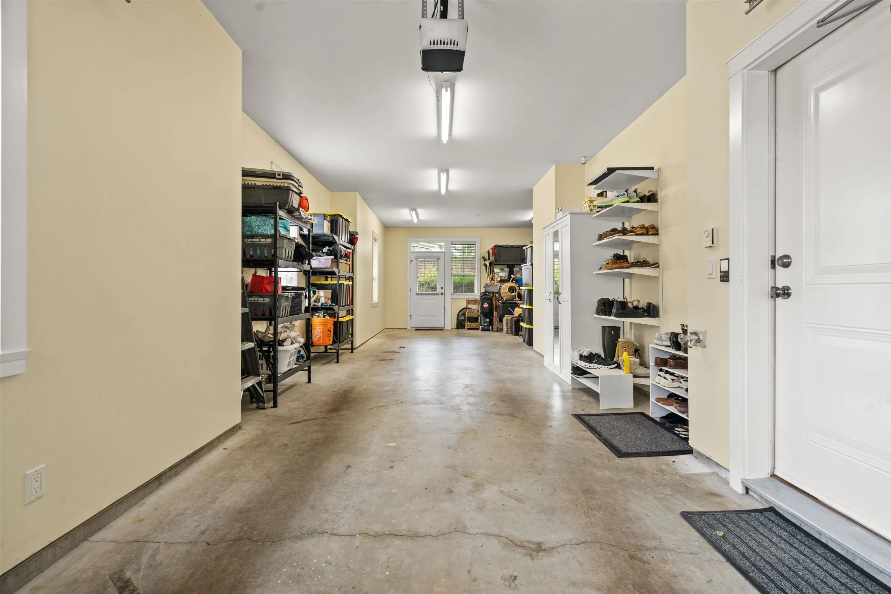 20 45290 Soowahlie Crescent