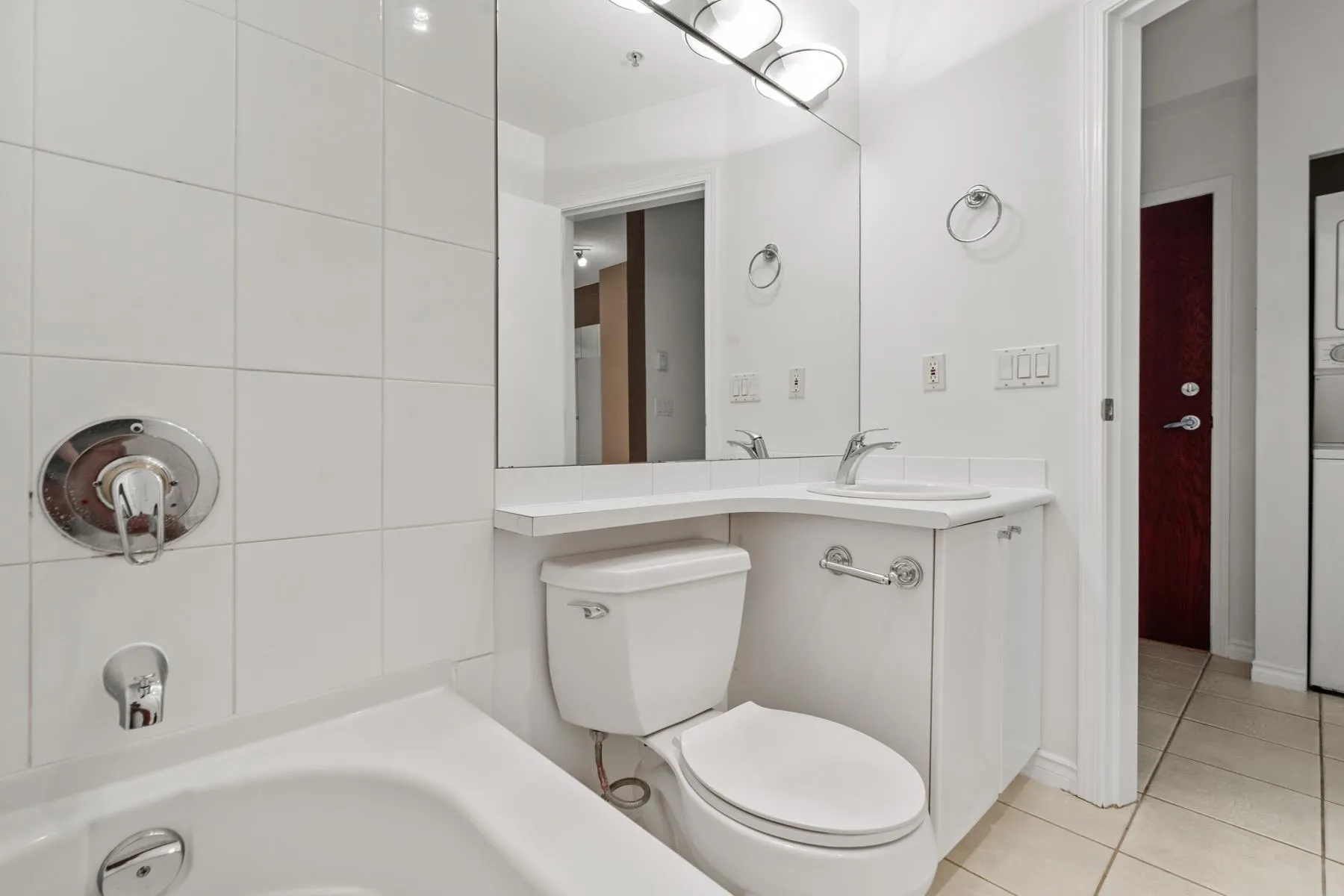 310 1239 W Georgia Street