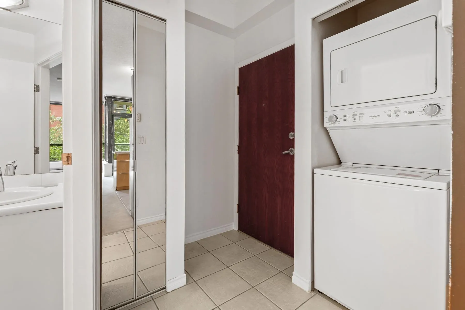 310 1239 W Georgia Street