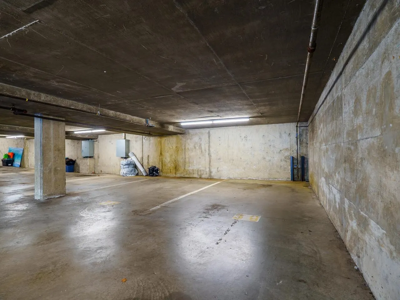 410 2388 Triumph Street