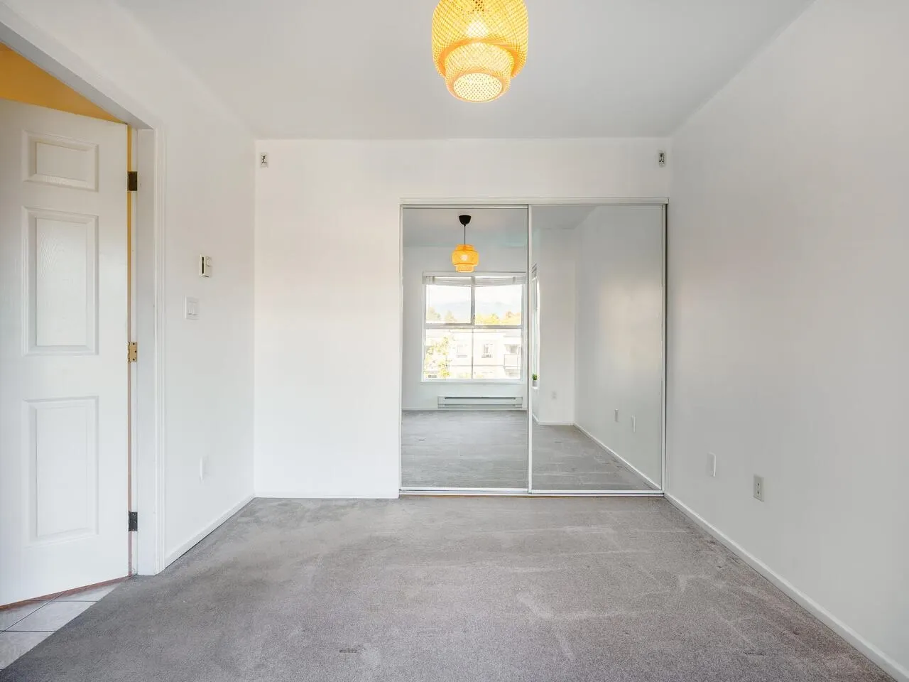 410 2388 Triumph Street