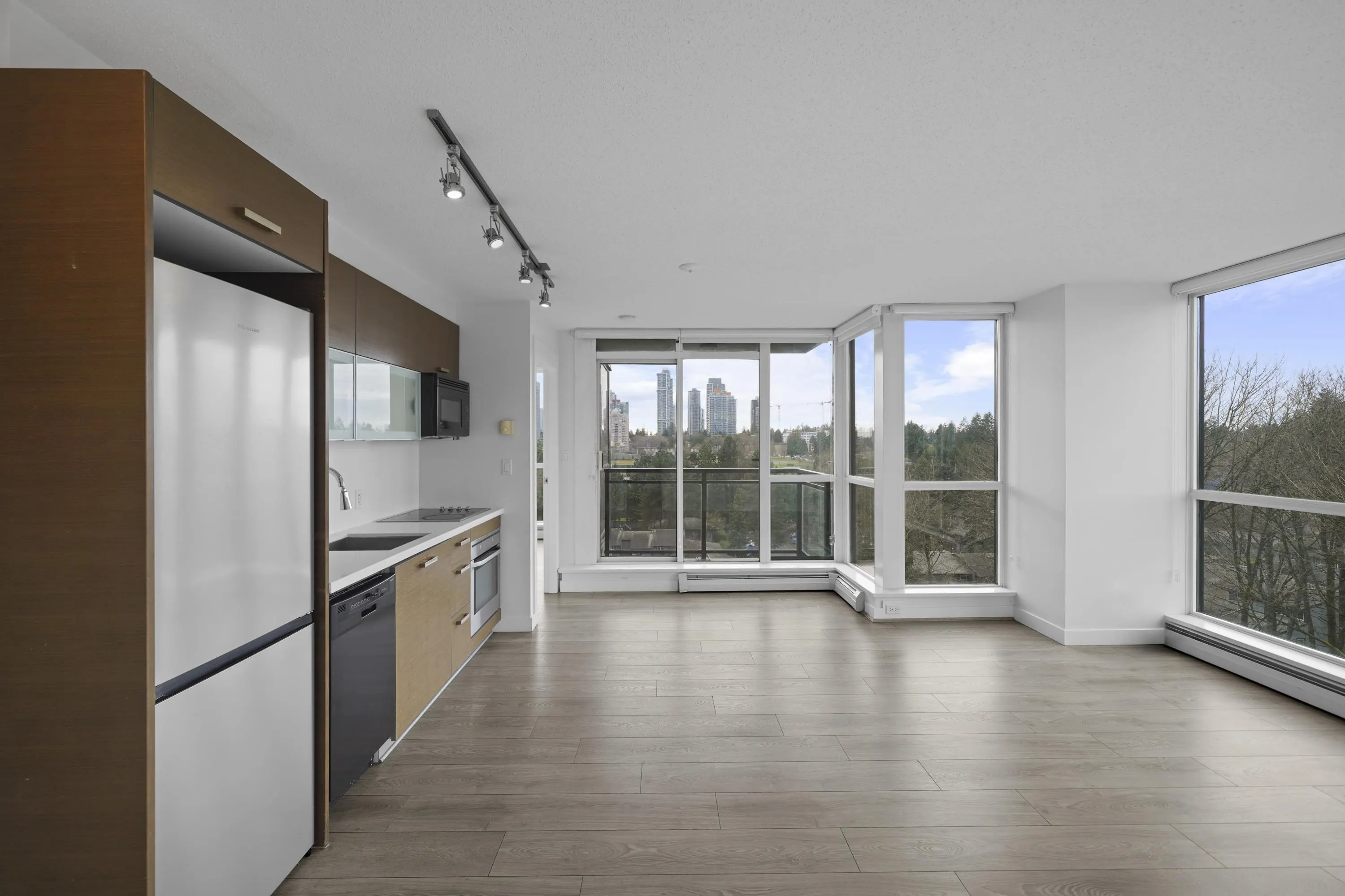 908 13380 108 Avenue