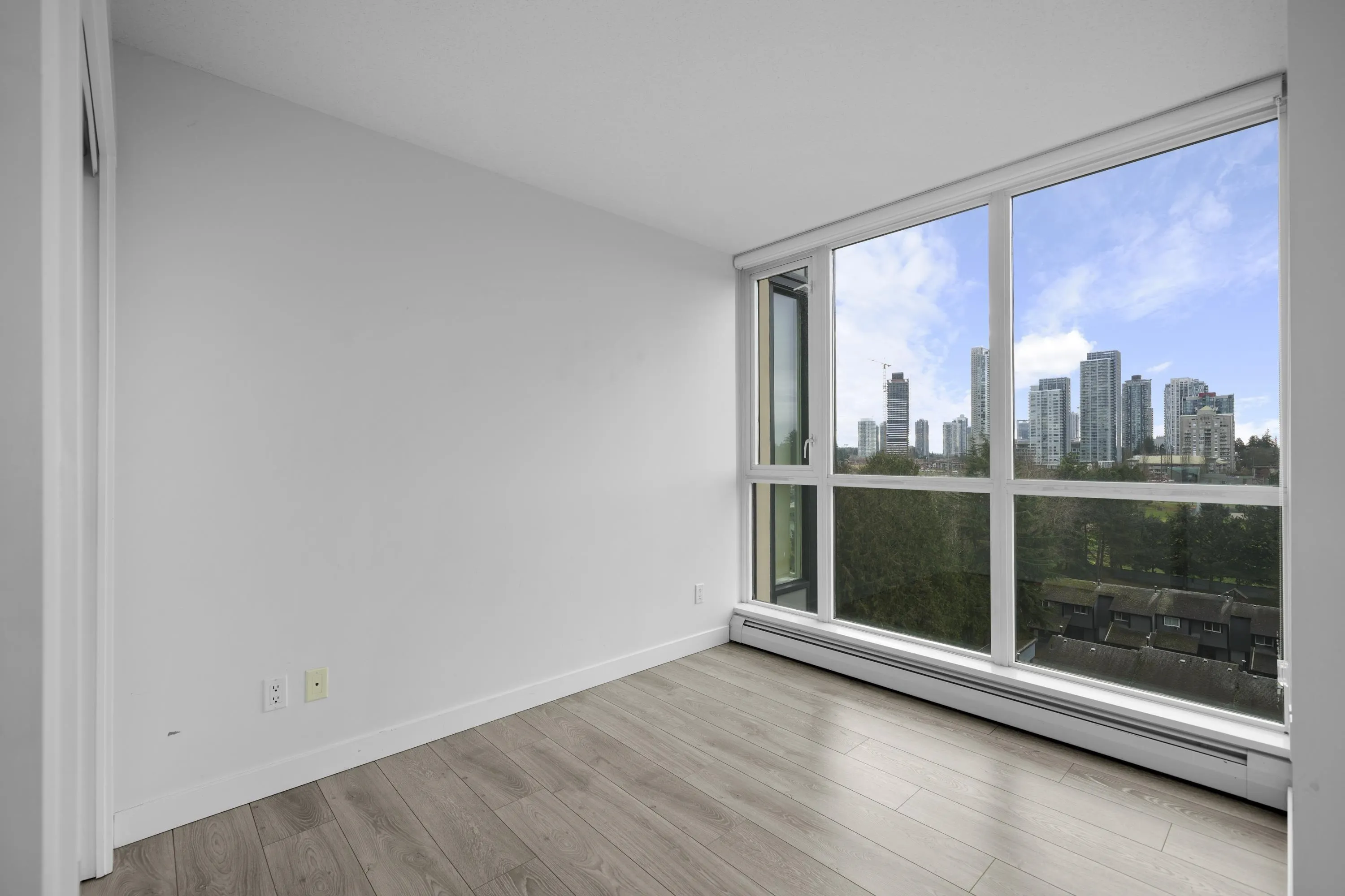 908 13380 108 Avenue