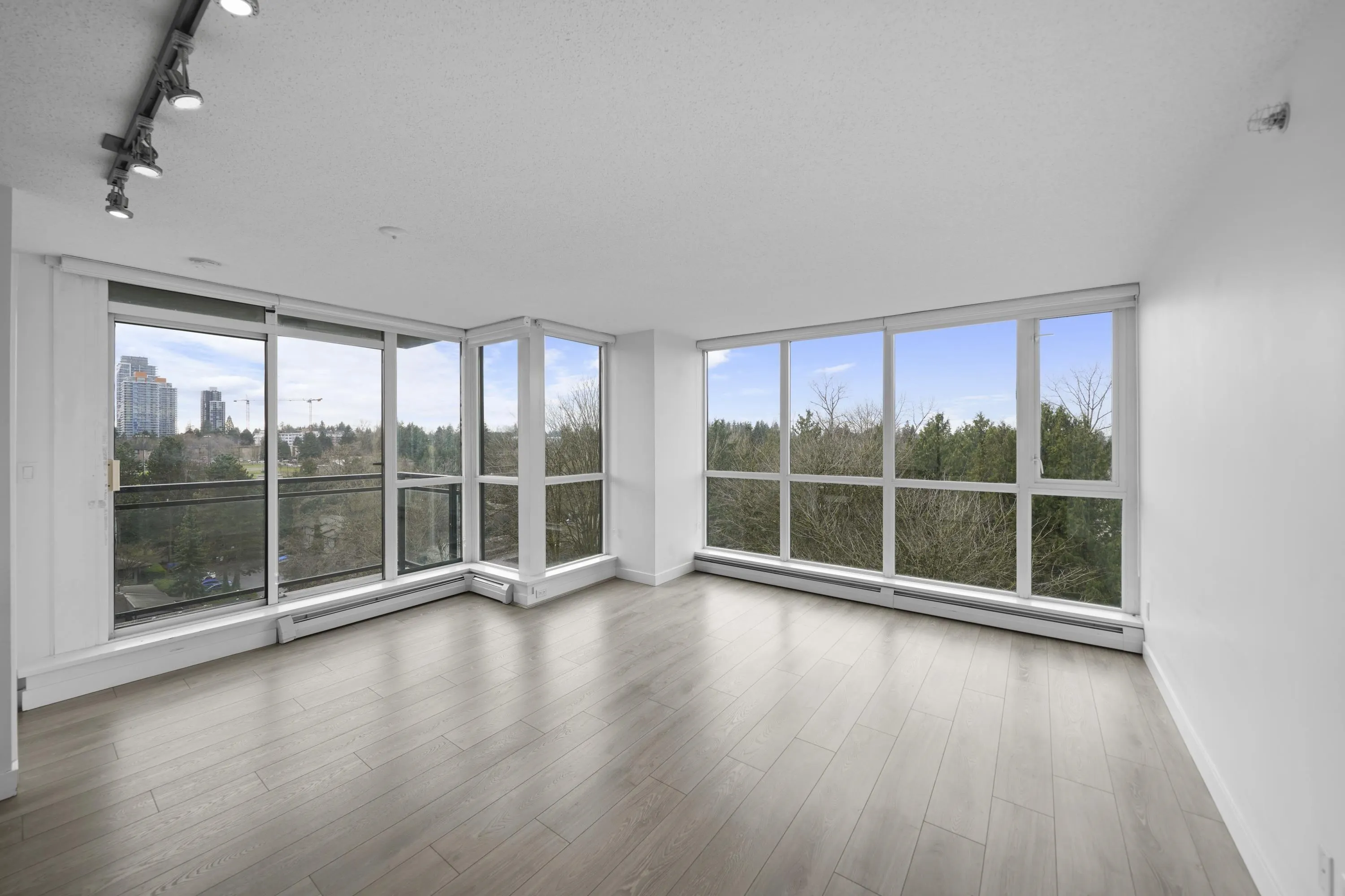 908 13380 108 Avenue