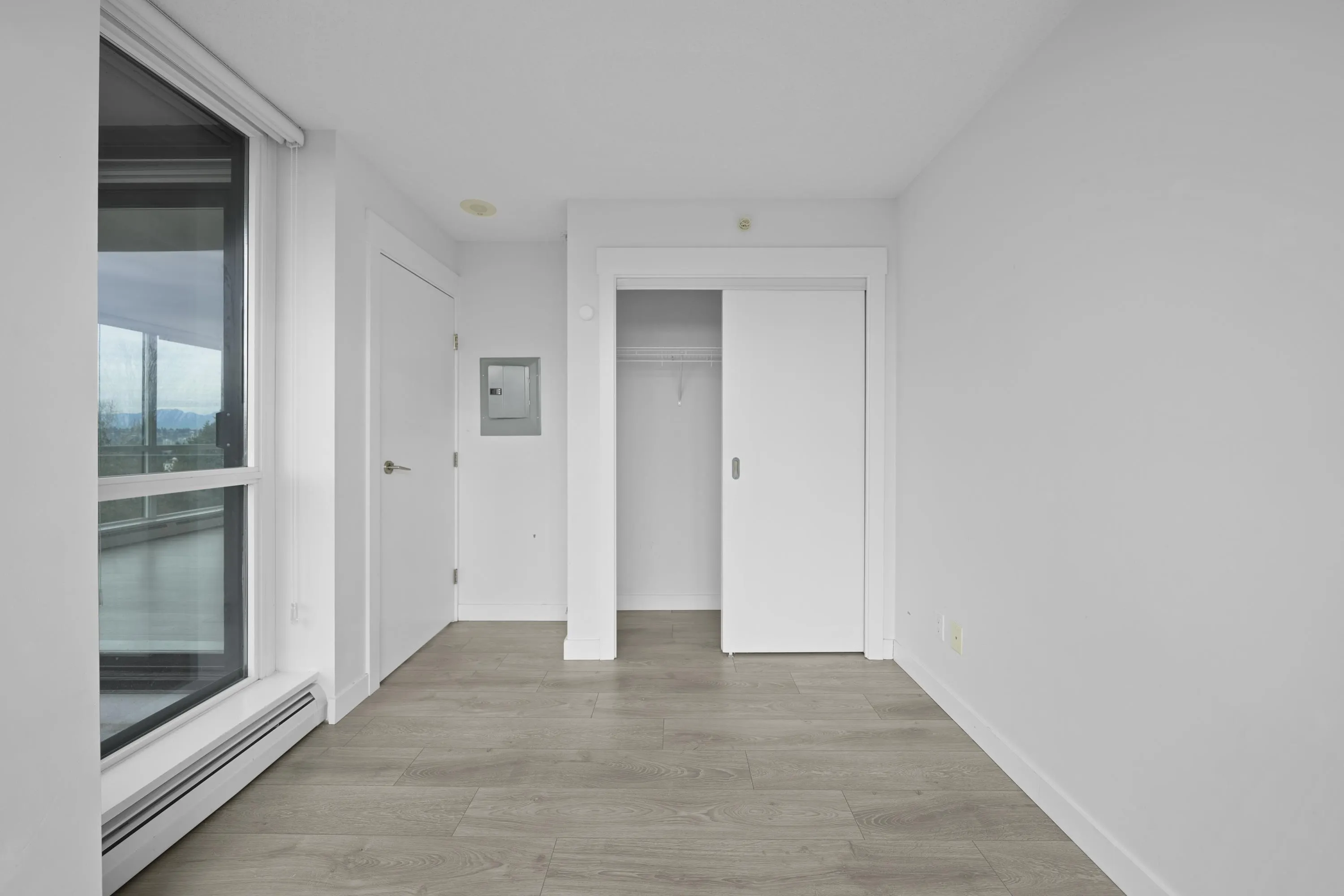 908 13380 108 Avenue