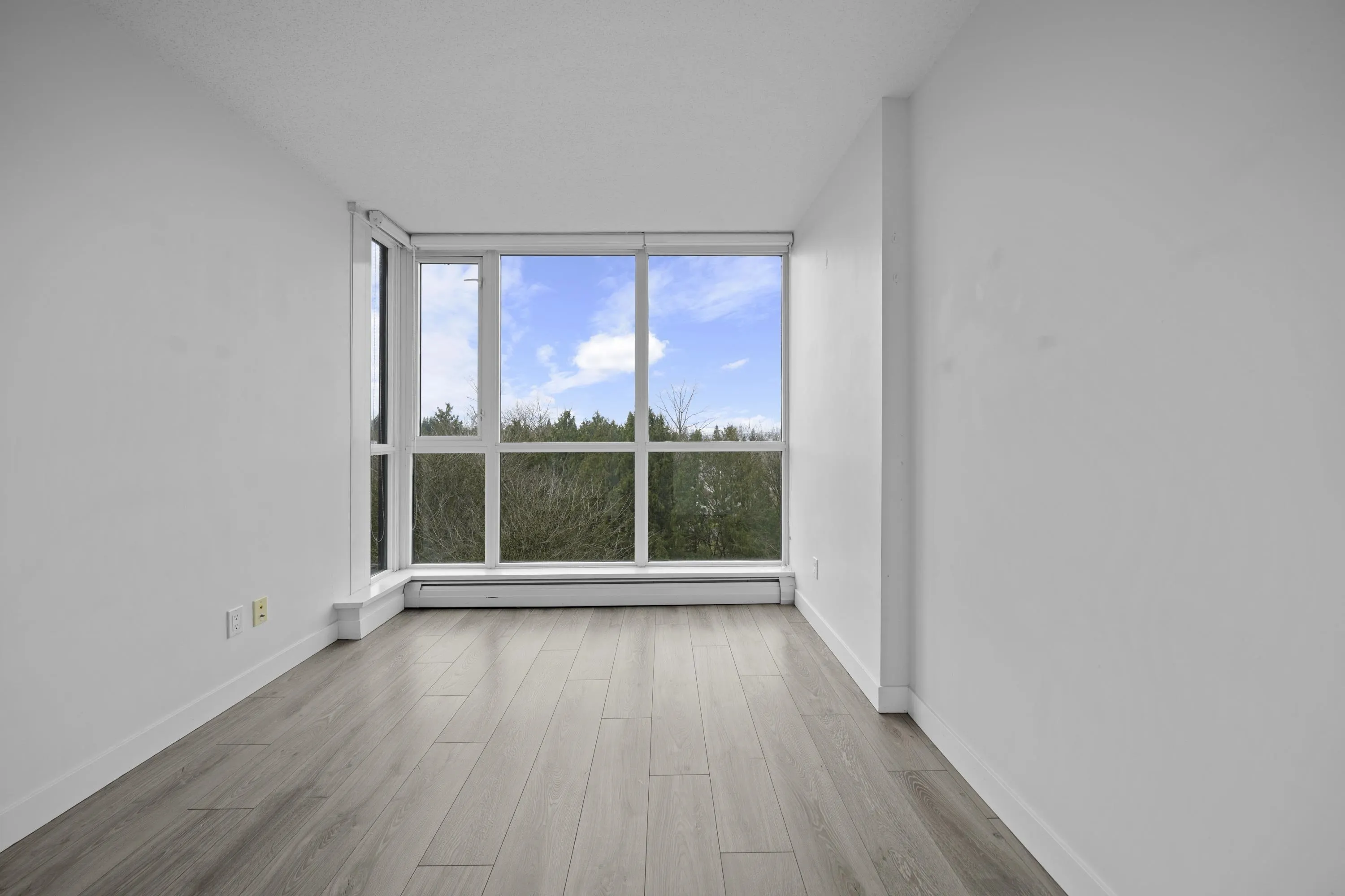 908 13380 108 Avenue