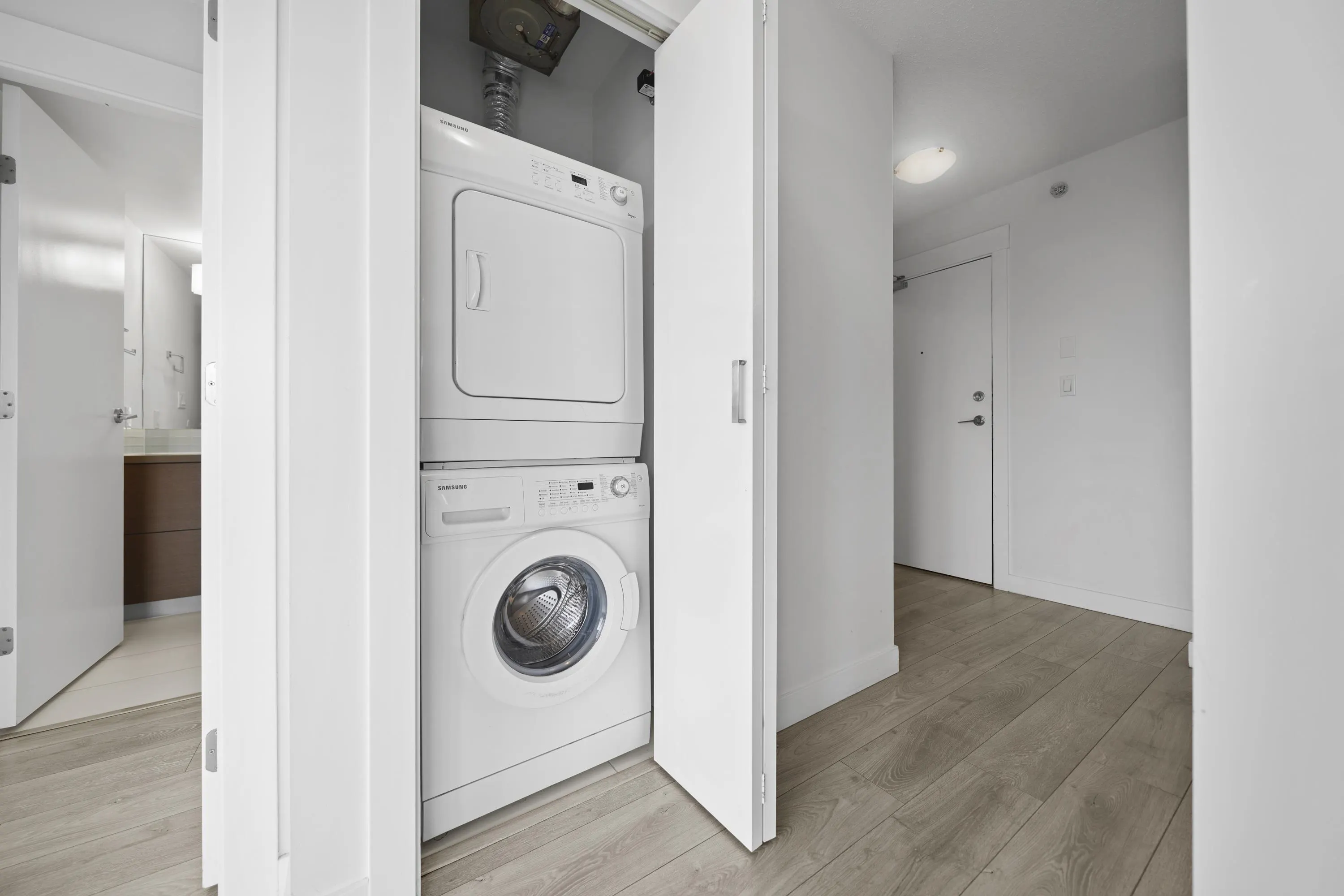 908 13380 108 Avenue