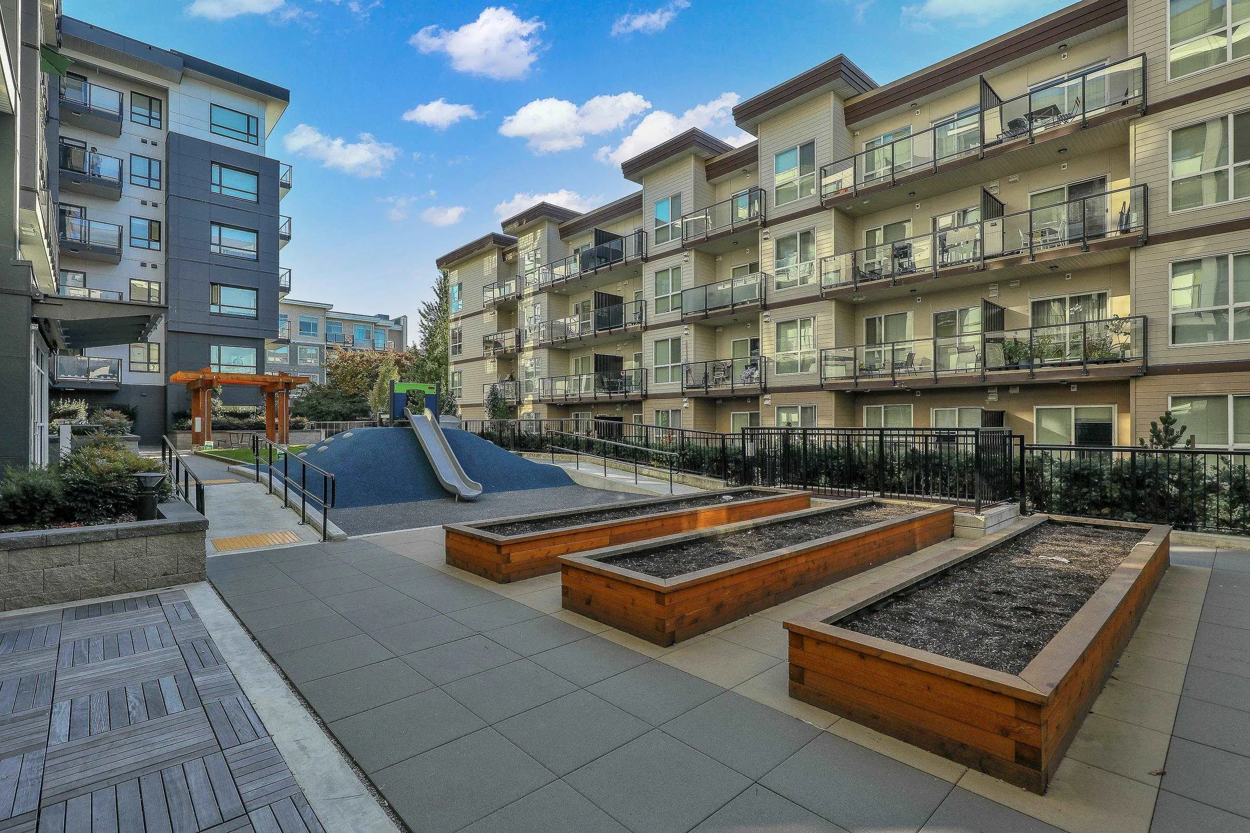 309 10777 138 Street