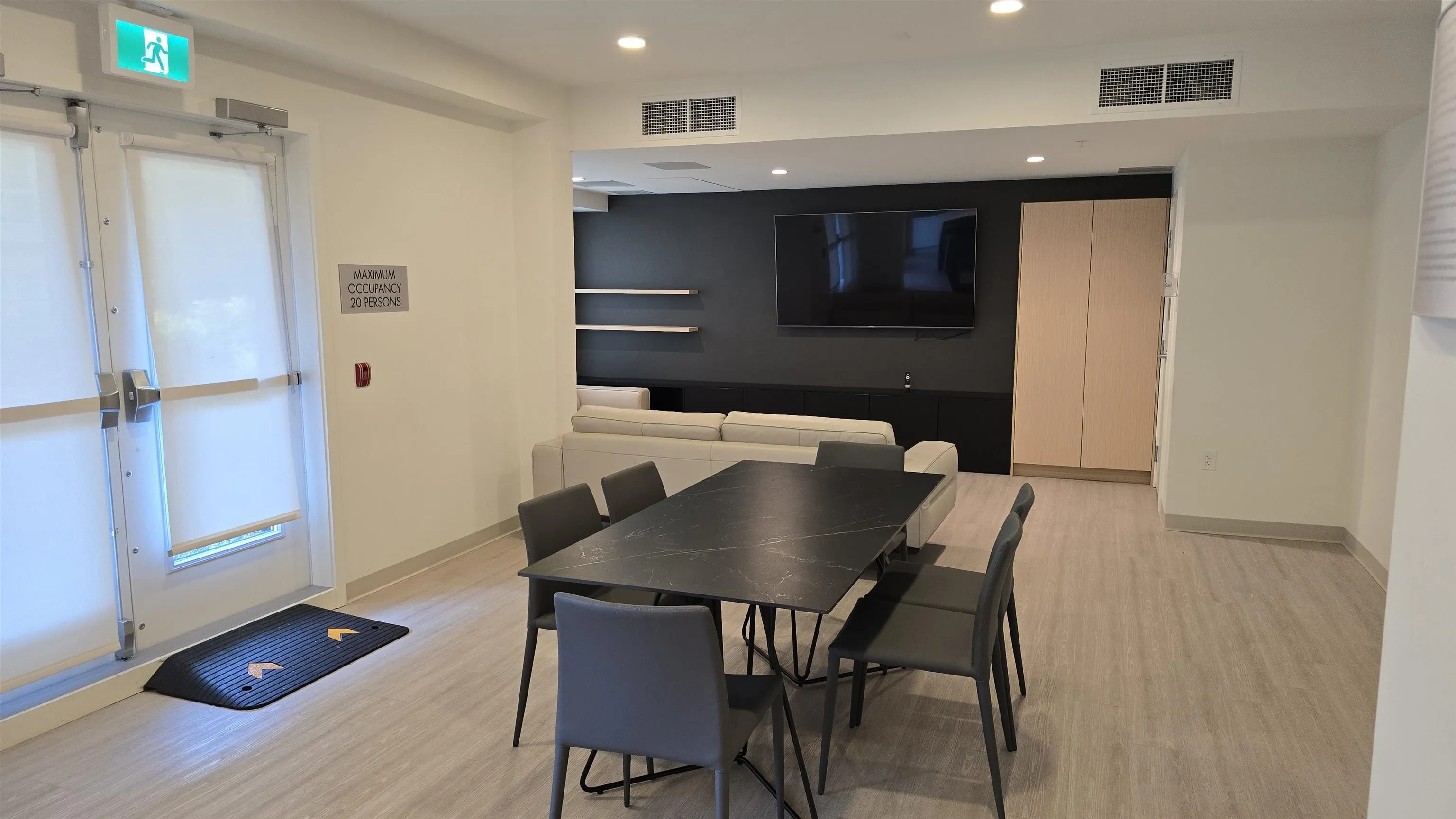 309 10777 138 Street