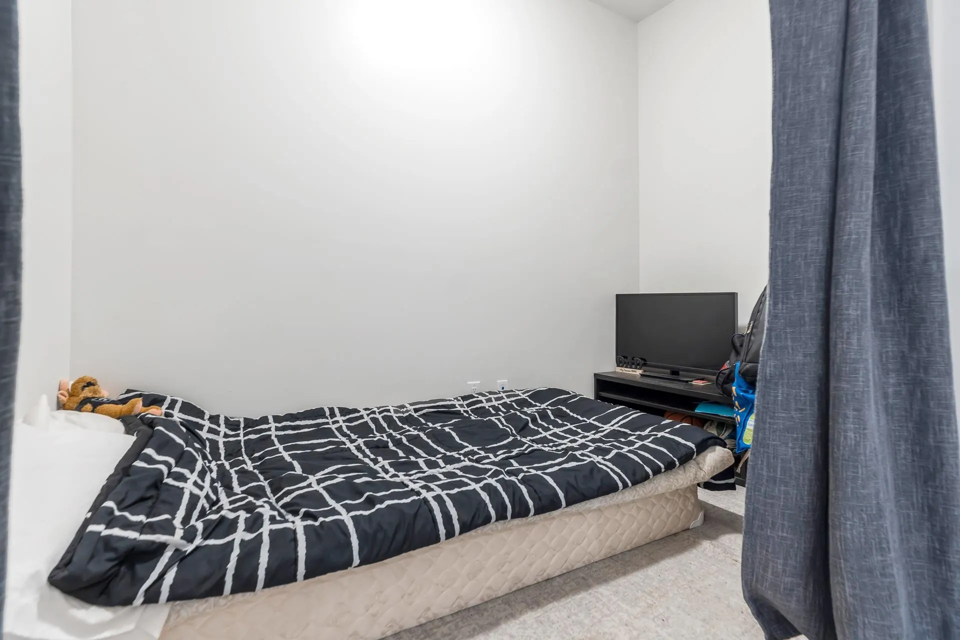 221 13768 108 Avenue