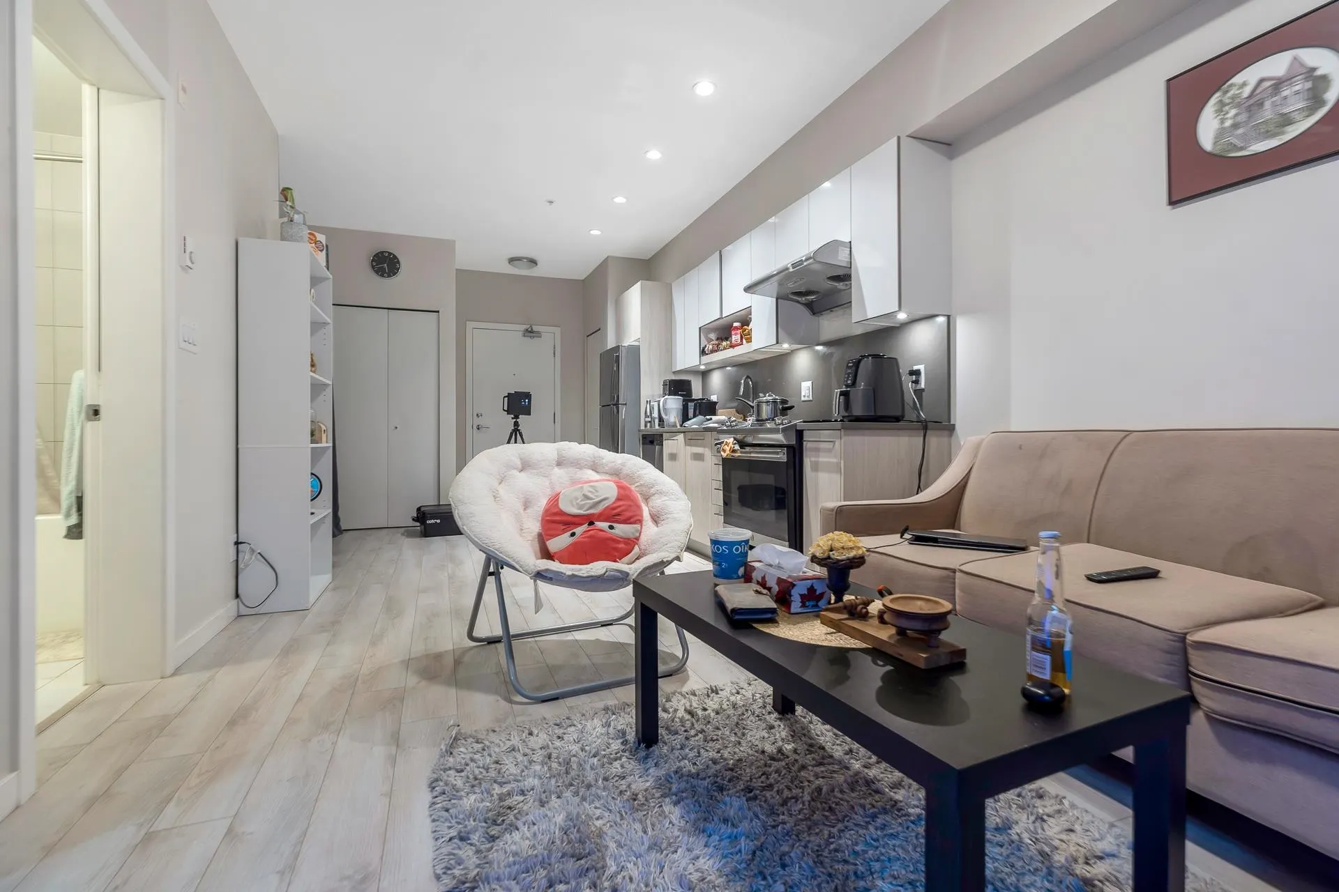 221 13768 108 Avenue