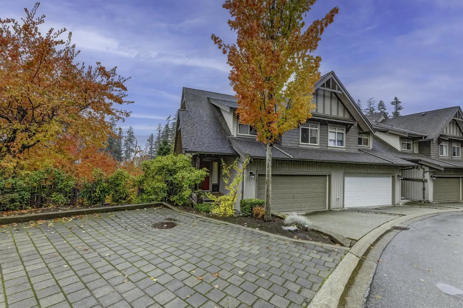 29 55 Hawthorn Drive