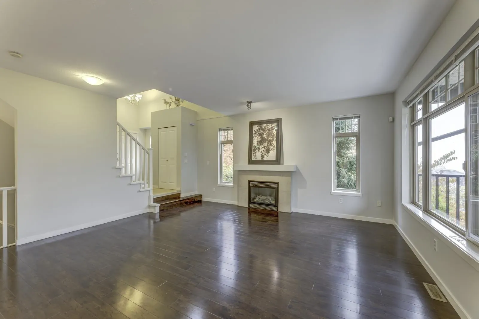 29 55 Hawthorn Drive