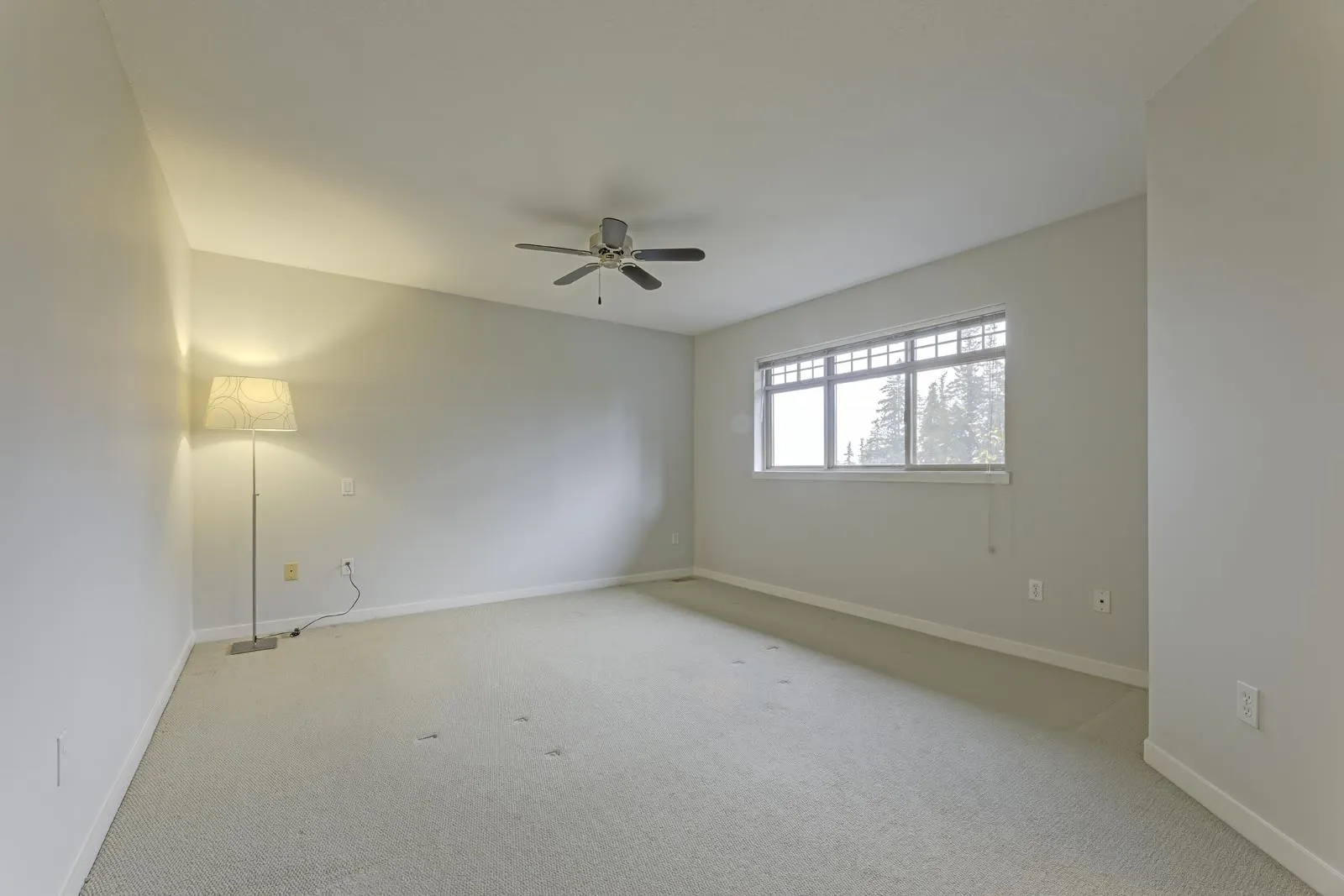 29 55 Hawthorn Drive