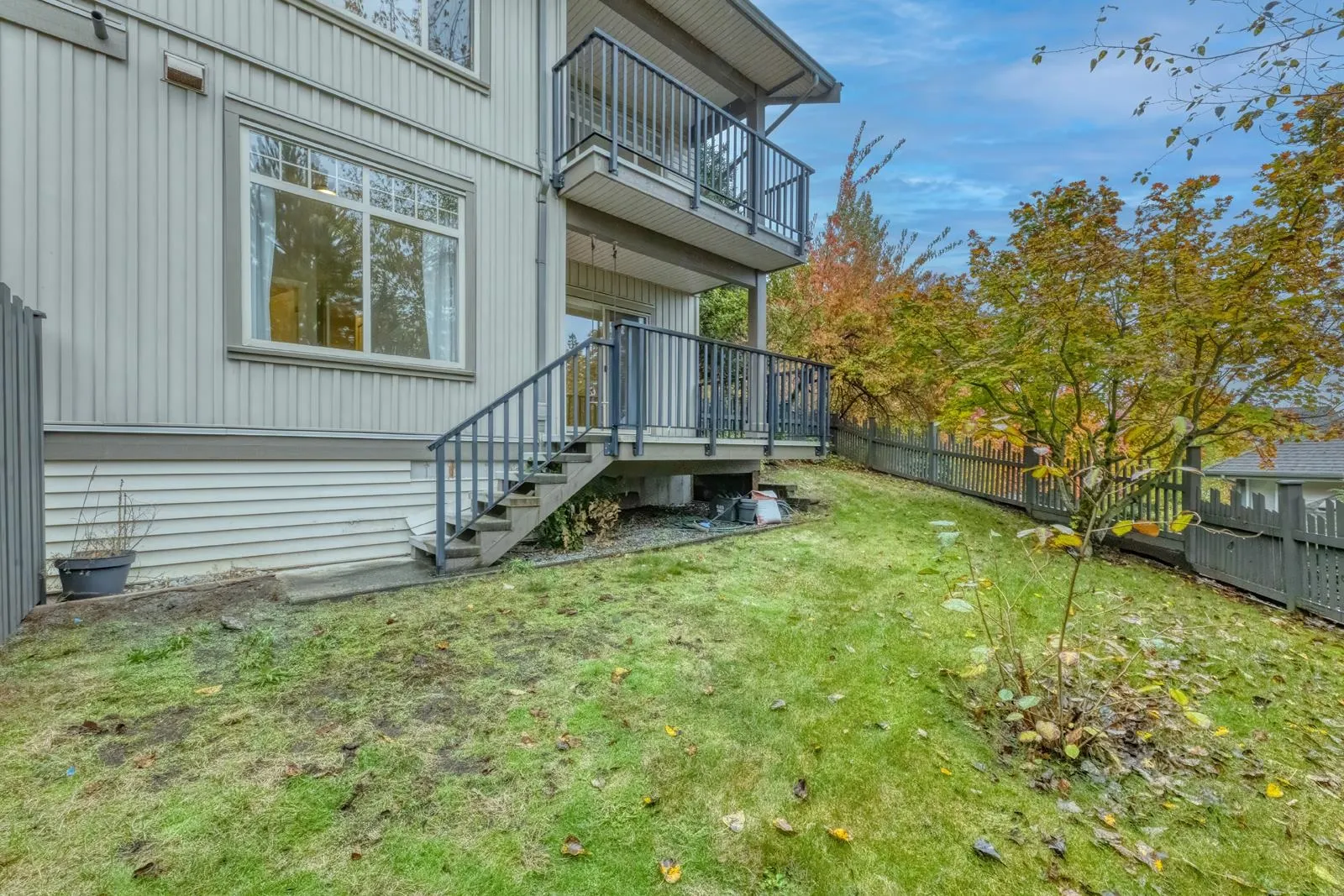 29 55 Hawthorn Drive