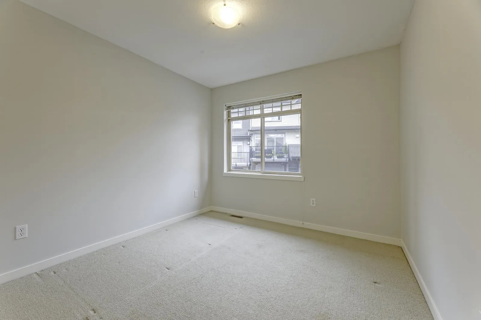 29 55 Hawthorn Drive