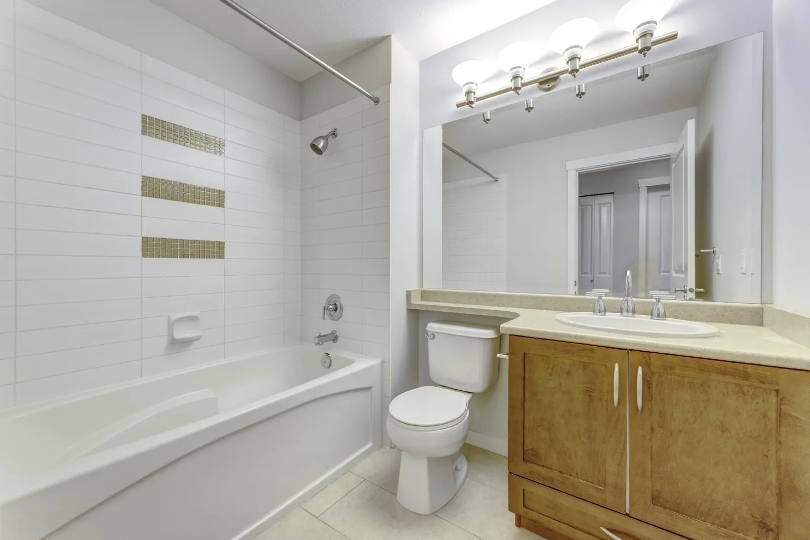 29 55 Hawthorn Drive