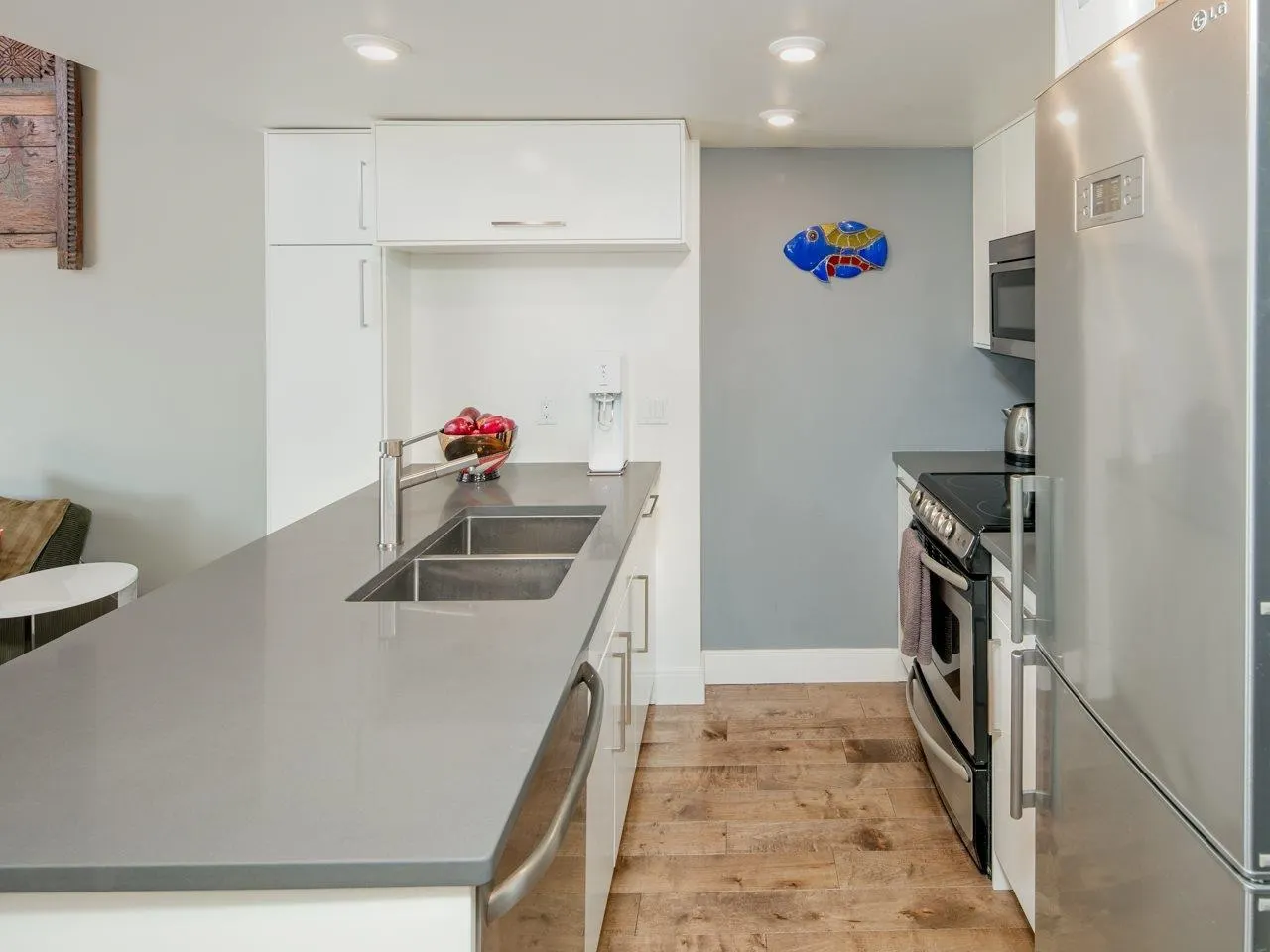 714 22 E Cordova Street