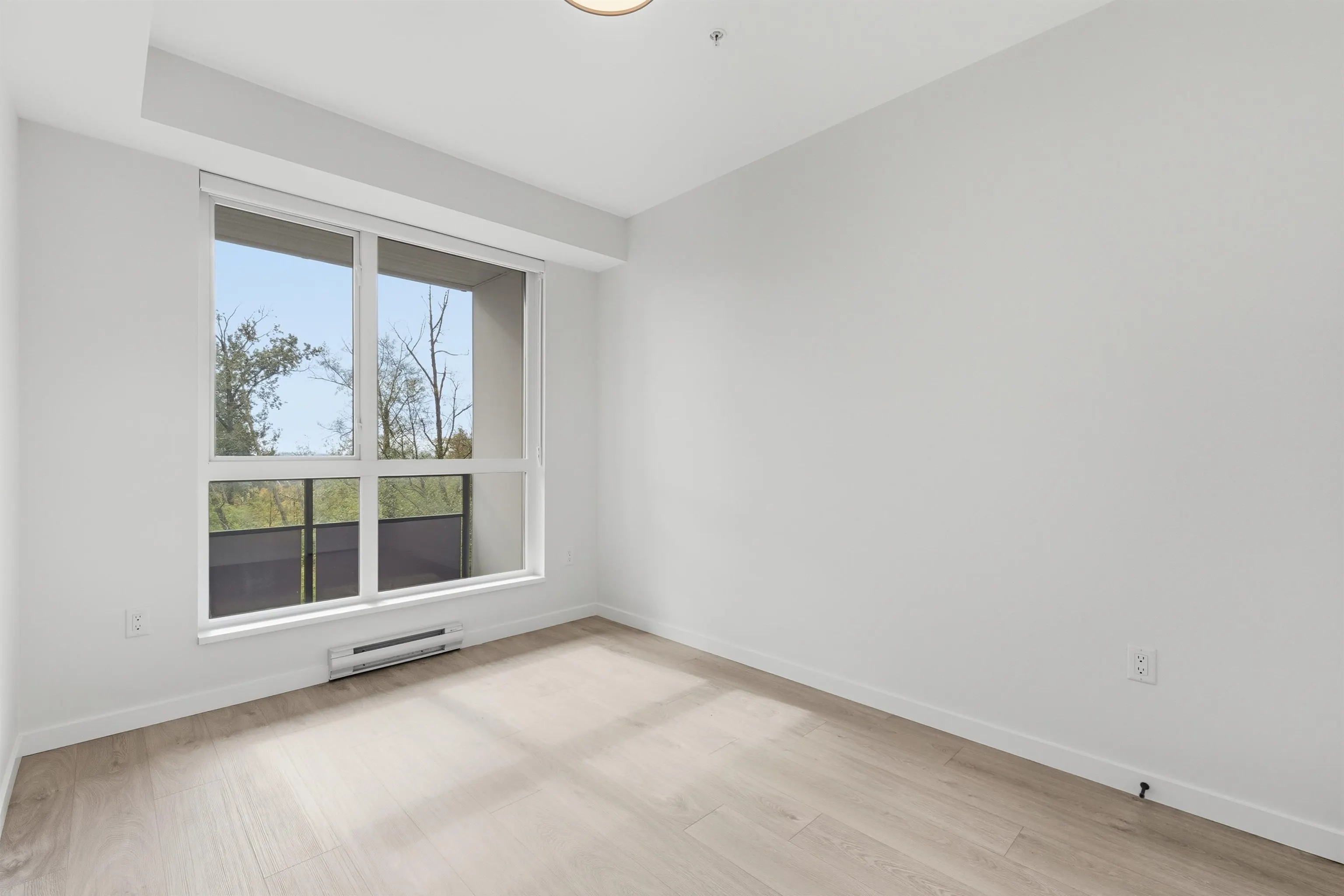 517 19577 65b Avenue