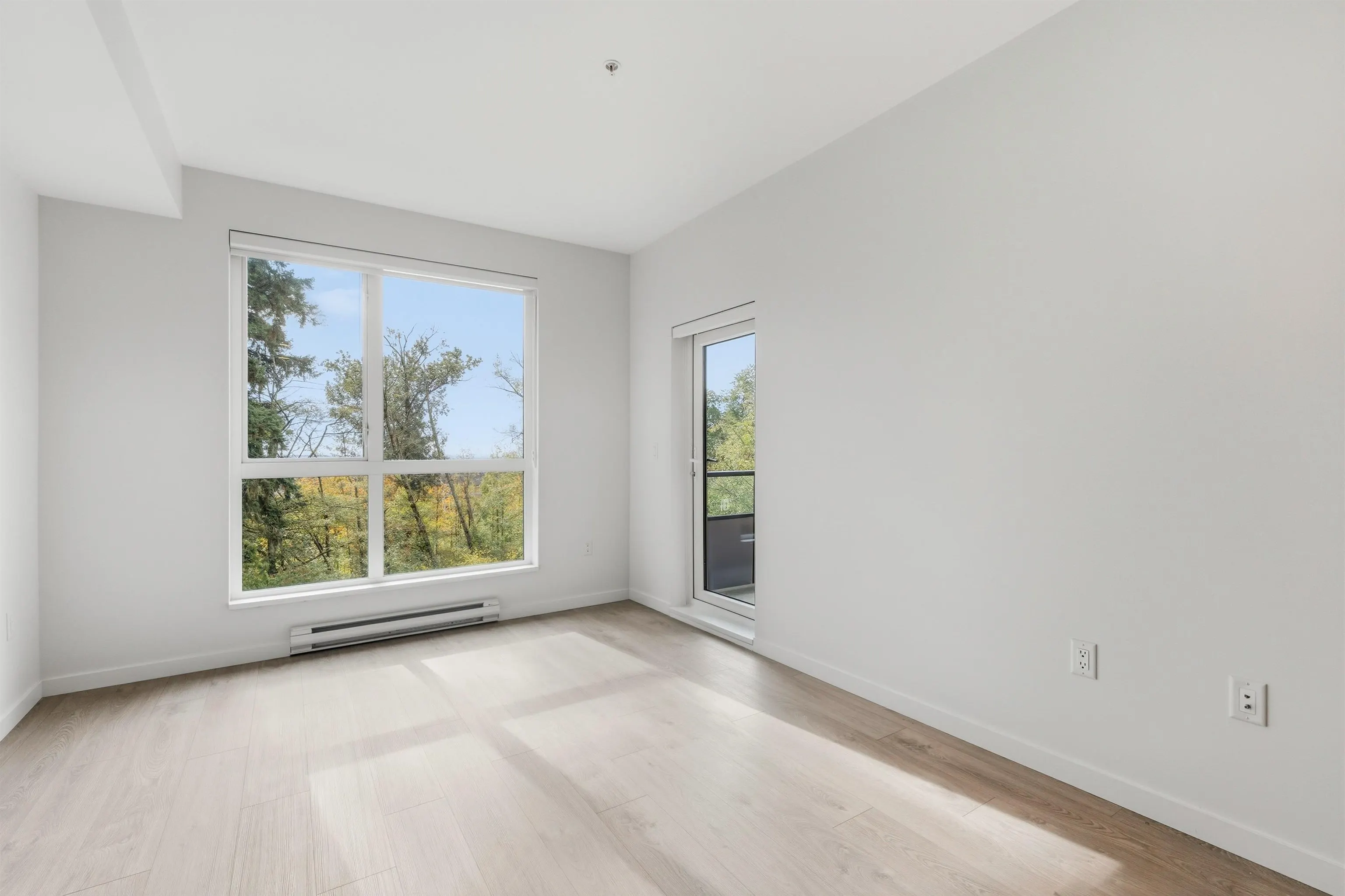 517 19577 65b Avenue