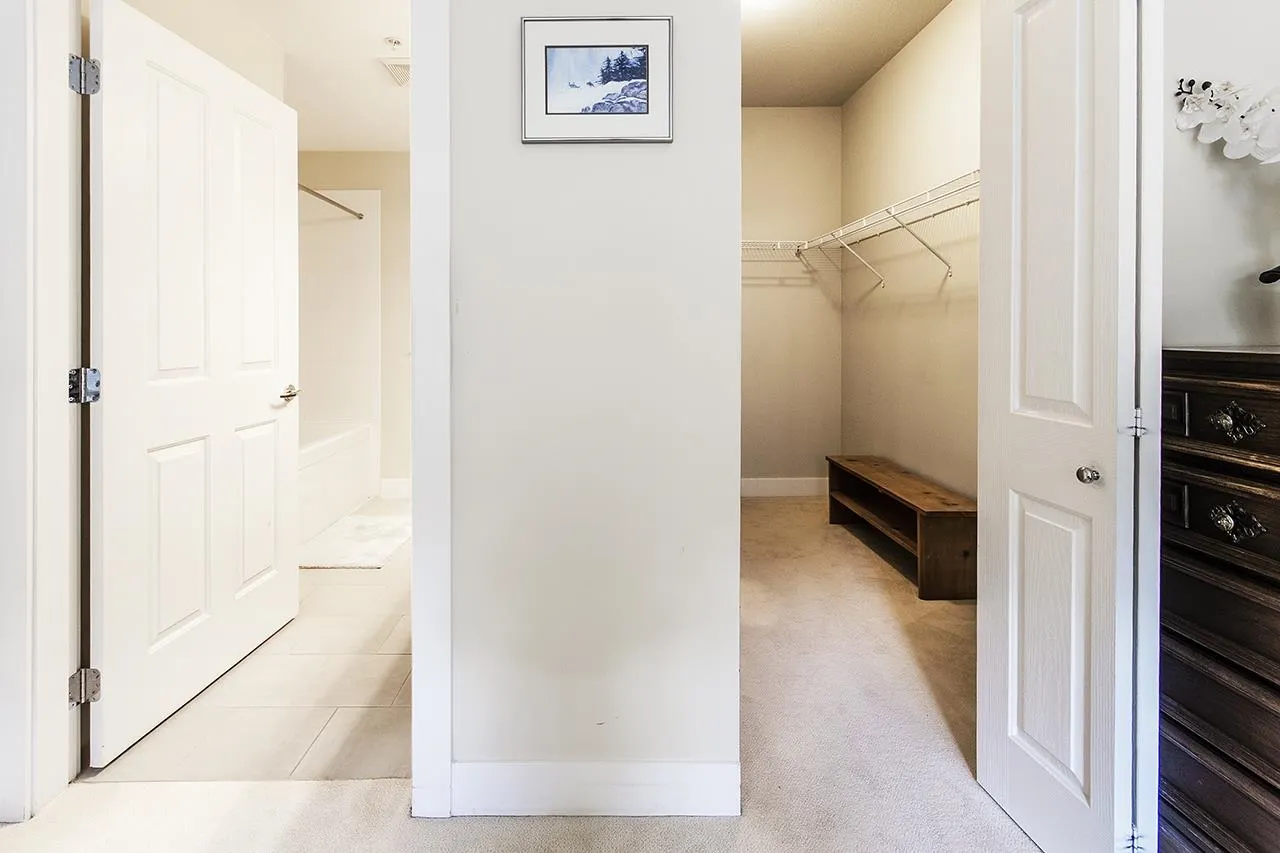 106 1111 E 27th Street