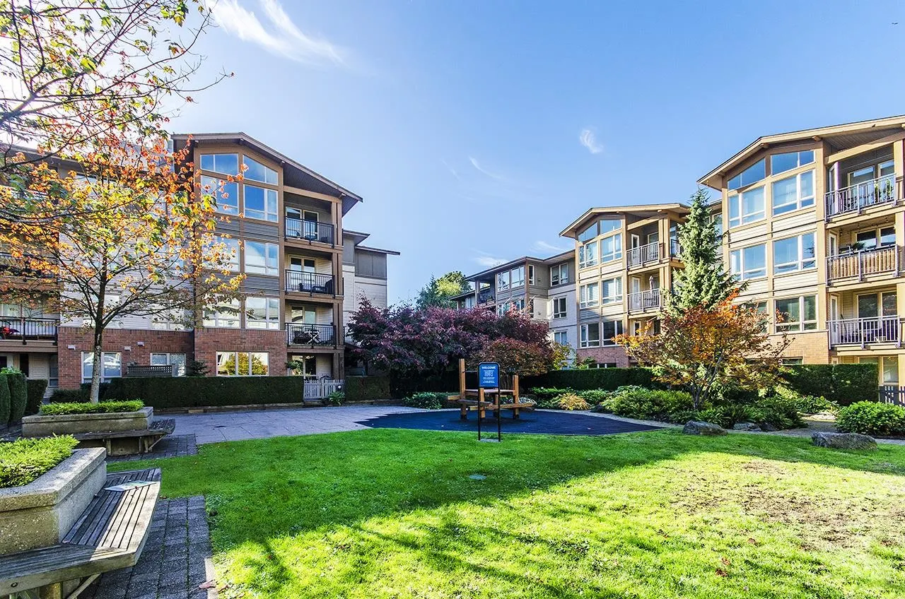 106 1111 E 27th Street