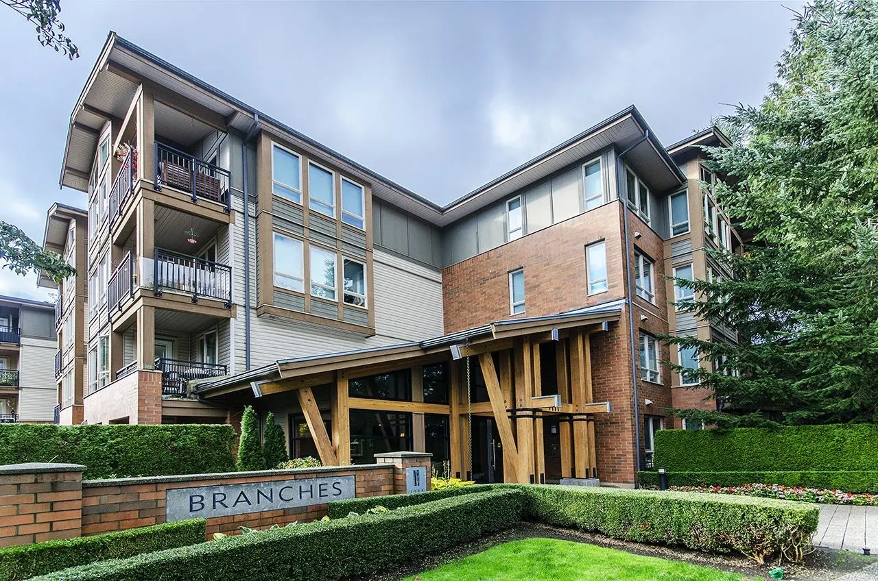 106 1111 E 27th Street